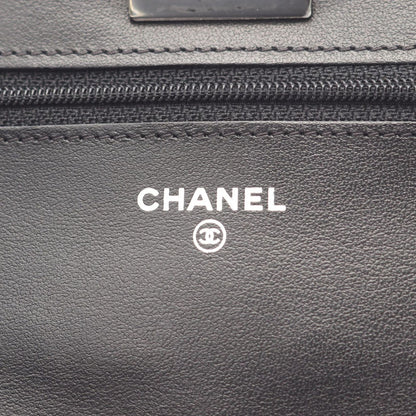 Chanel Shoulder Bag 2.55 Quilted Black Patent Leather Chain Wallet — view 4