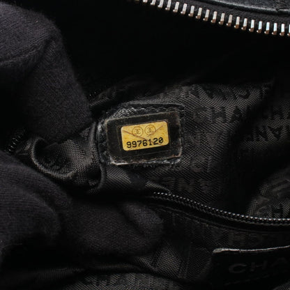 Chanel Choco Bar Black Leather Bar Shoulder Bag — view 5