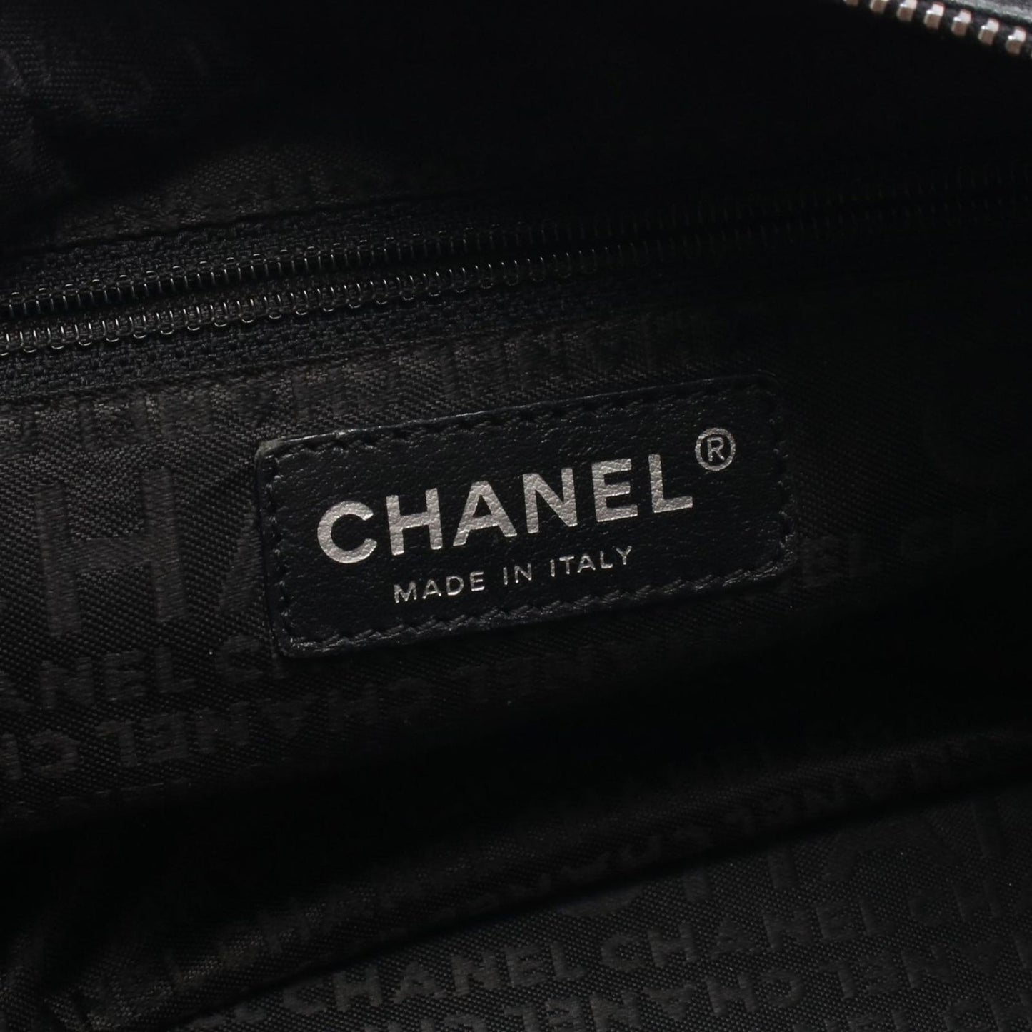 Chanel Choco Bar Black Leather Bar Shoulder Bag — view 4
