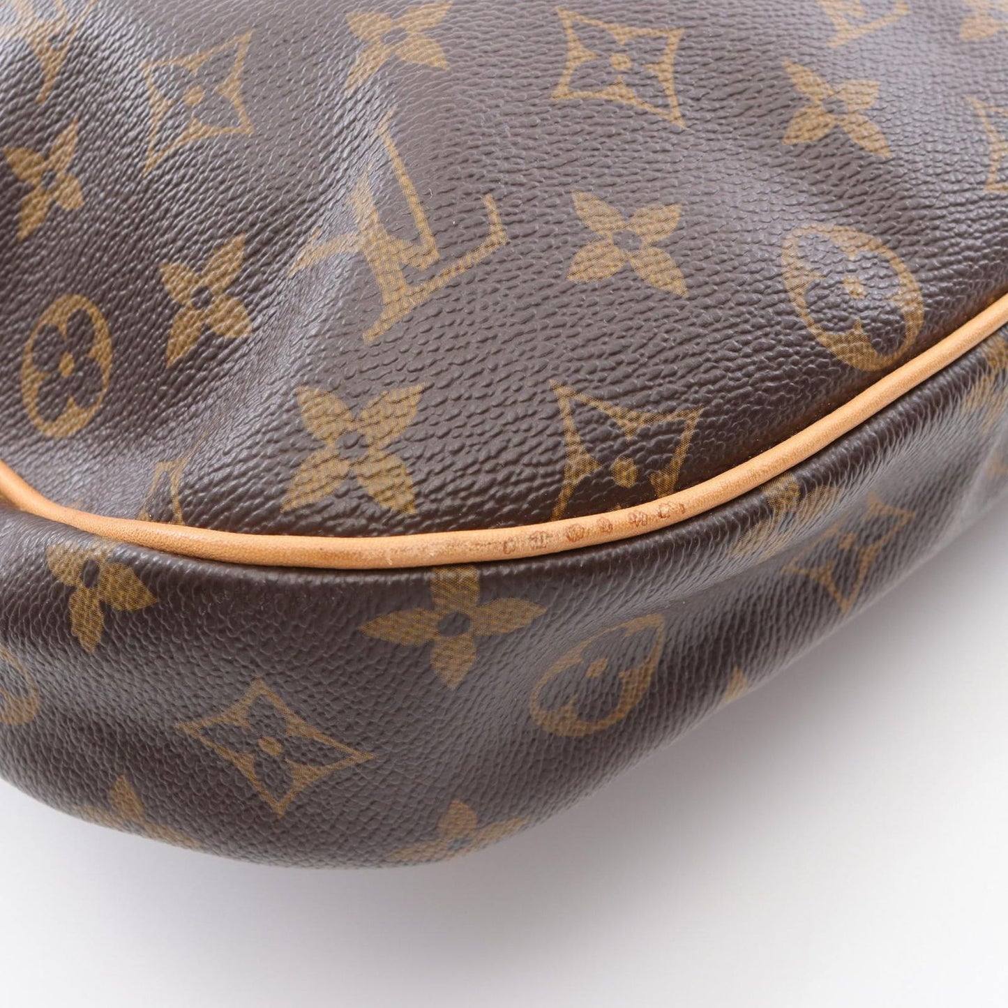 Louis Vuitton Handbag Odeon GM Canvas Leather — view 7