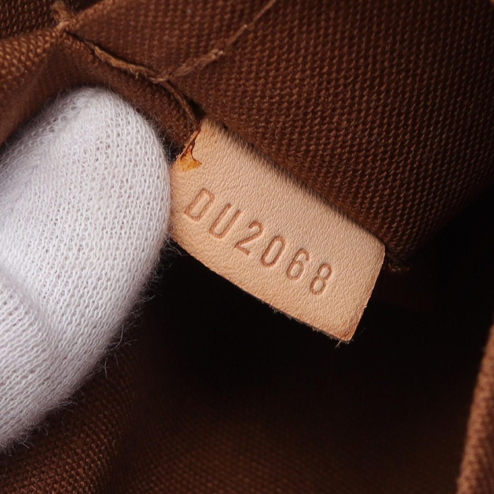 Louis Vuitton Handbag Odeon GM Canvas Leather — view 5
