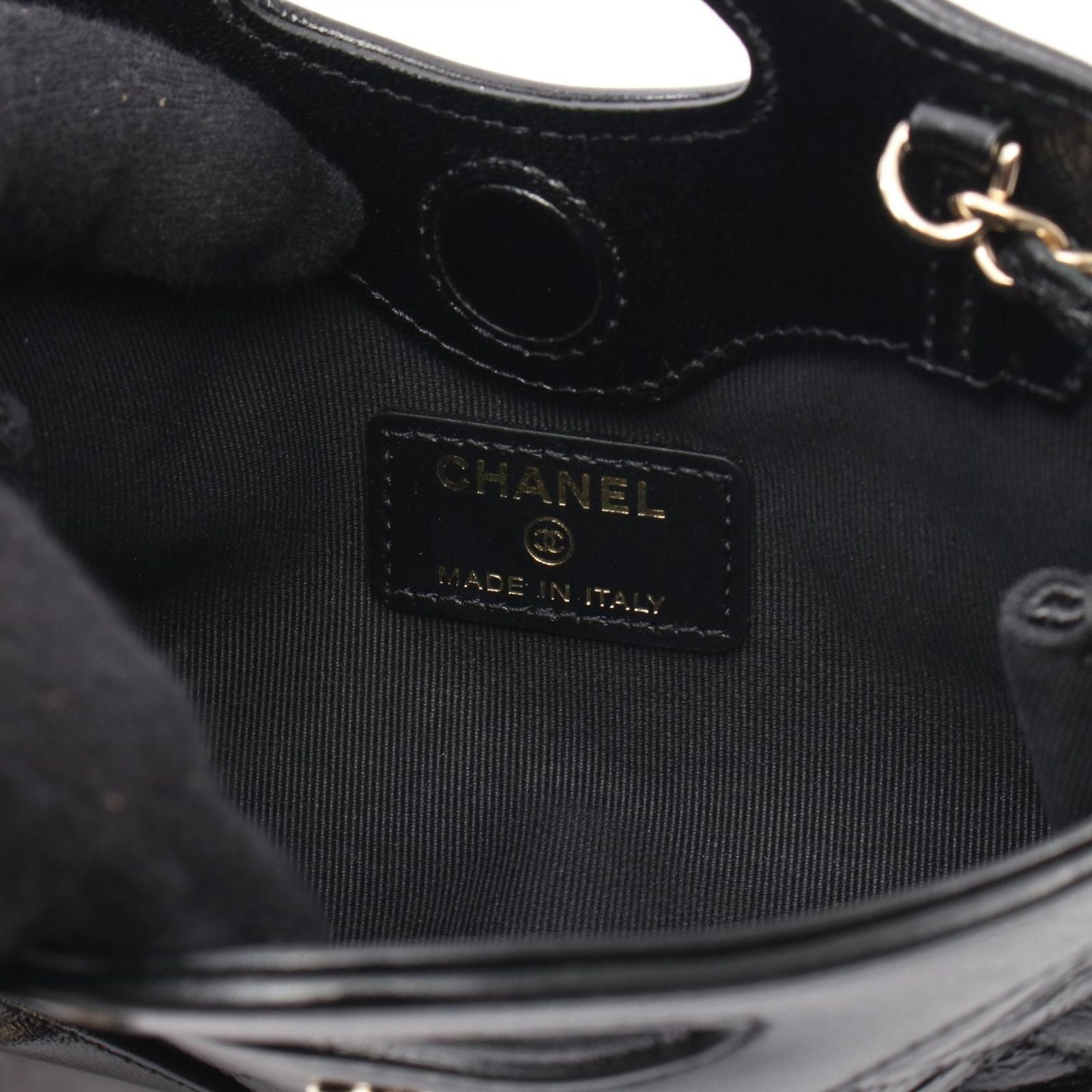 Chanel Shoulder Bag Chain Clutch Black Leather Quilted — view 4