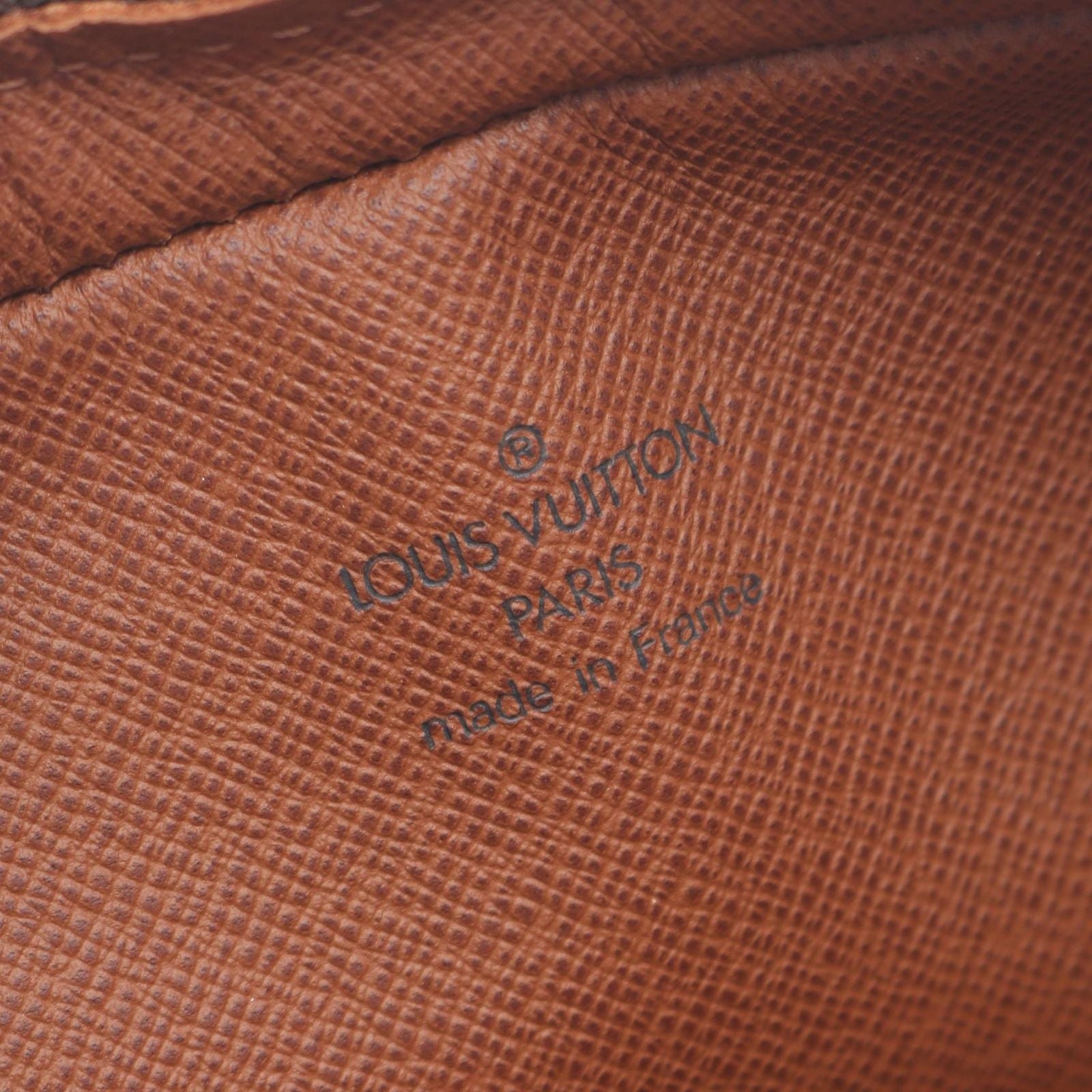 Louis Vuitton Shoulder Bag Canvas Leather Pochette Roulis Bandouliere — view 4