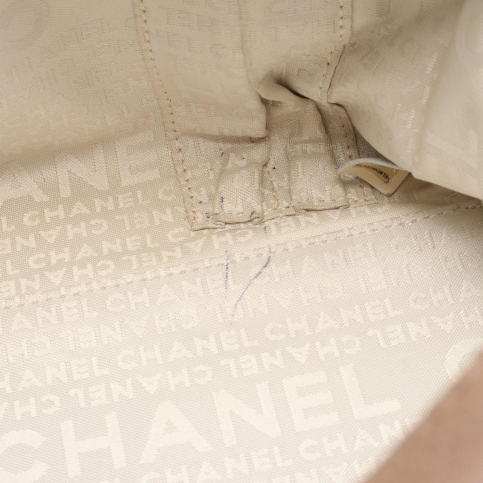 Chanel Boston Bag Choco Bar Beige Leather Calf Bar — view 7