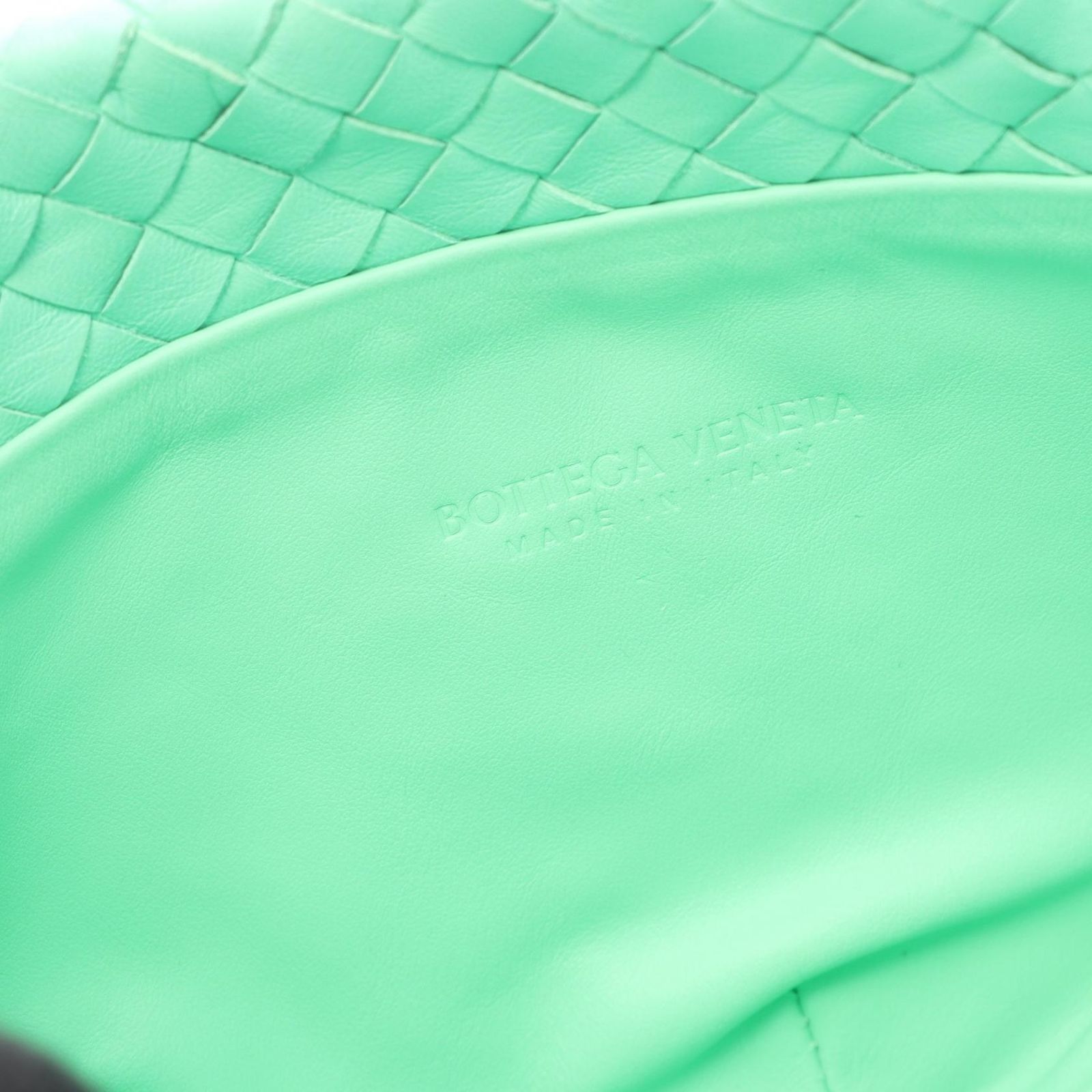 Bottega Veneta the Bulb Small Intrecciato Mint Green Leather Shoulder Bag — view 4
