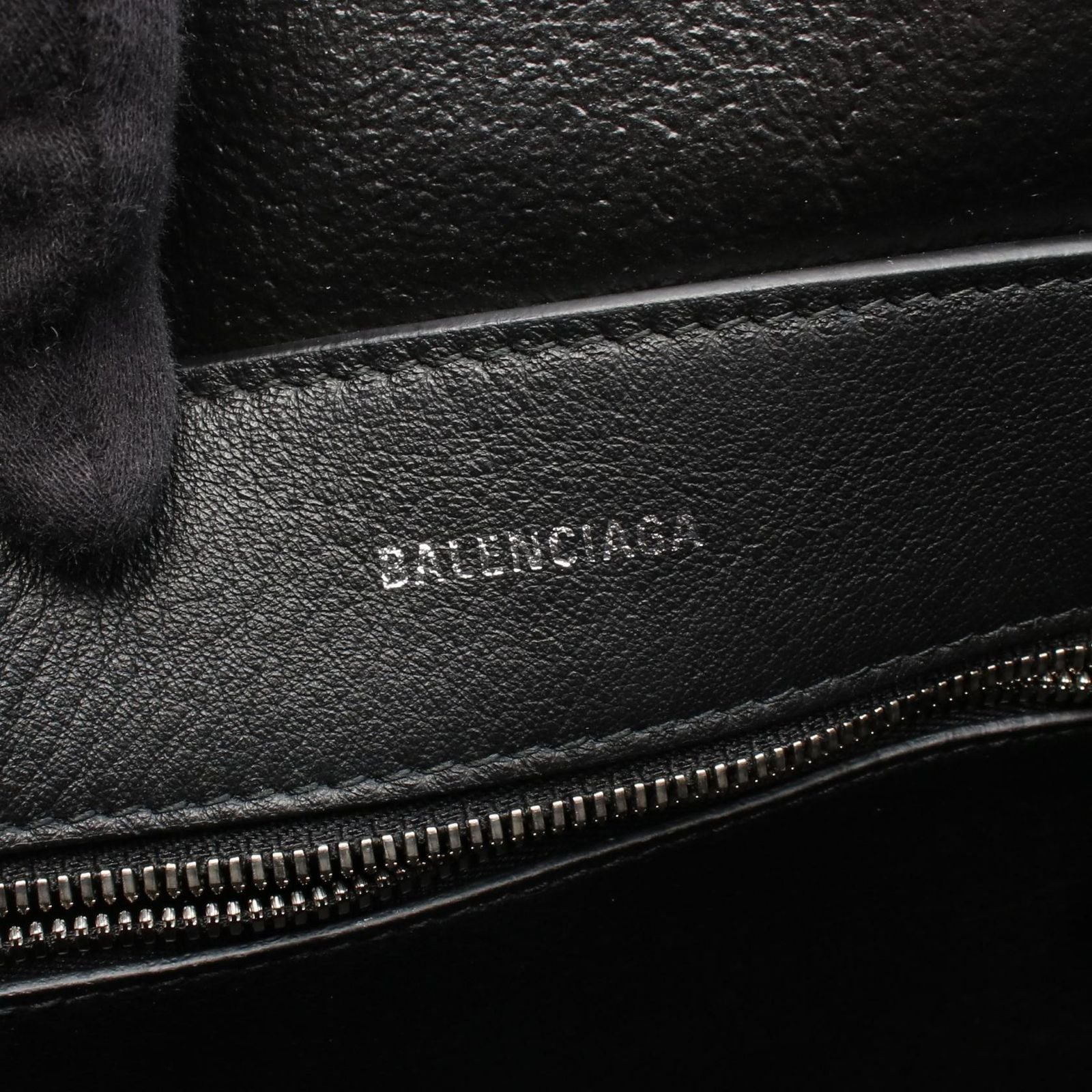 Balenciaga Tote Everyday XS Black White Leather XS — view 4