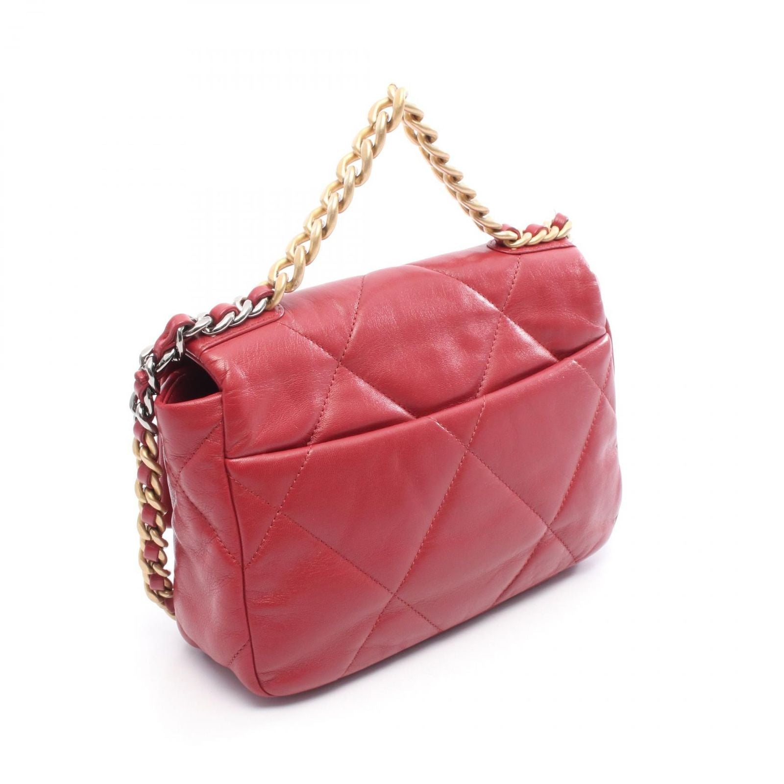 Chanel Shoulder Bag 19 D'isneuf Quilted Red Leather 19 Chain — view 2