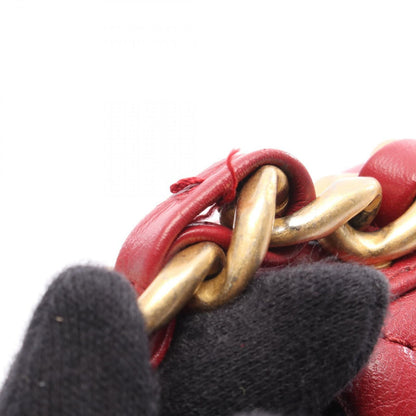 Chanel Shoulder Bag 19 D'isneuf Quilted Red Leather 19 Chain — view 7