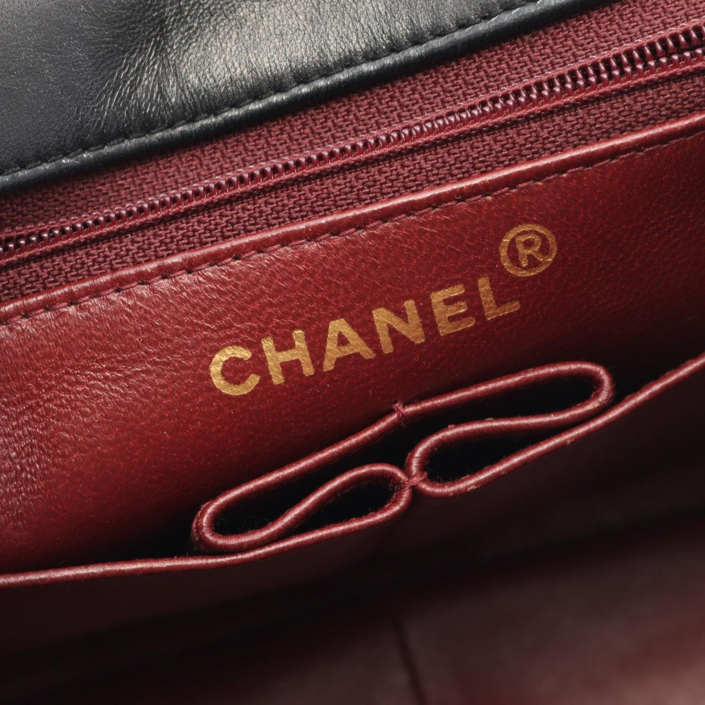 Chanel Shoulder Bag Mini Quilted 20 Black Lambskin Chain — view 4