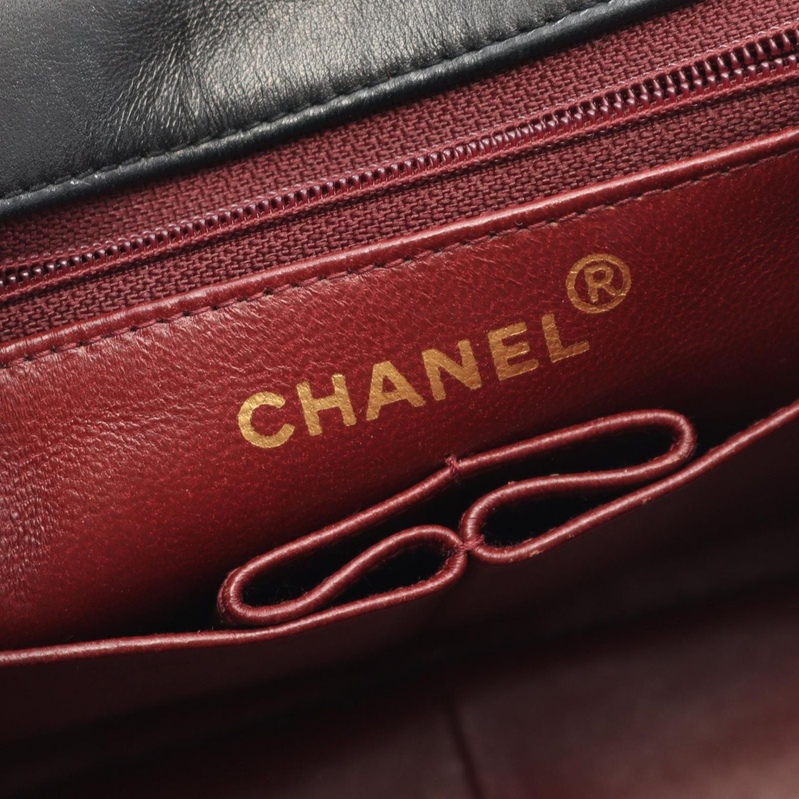 Chanel Shoulder Bag Mini Quilted 20 Black Lambskin Chain — view 4