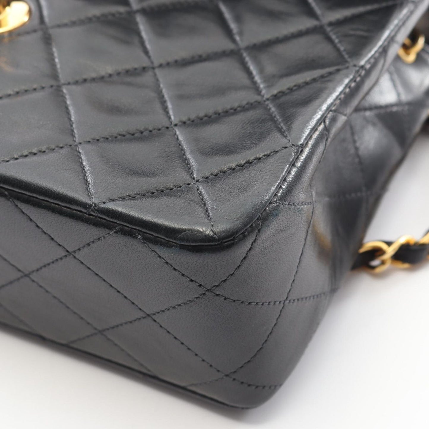 Chanel Shoulder Bag Mini Quilted 20 Black Lambskin Chain — view 8