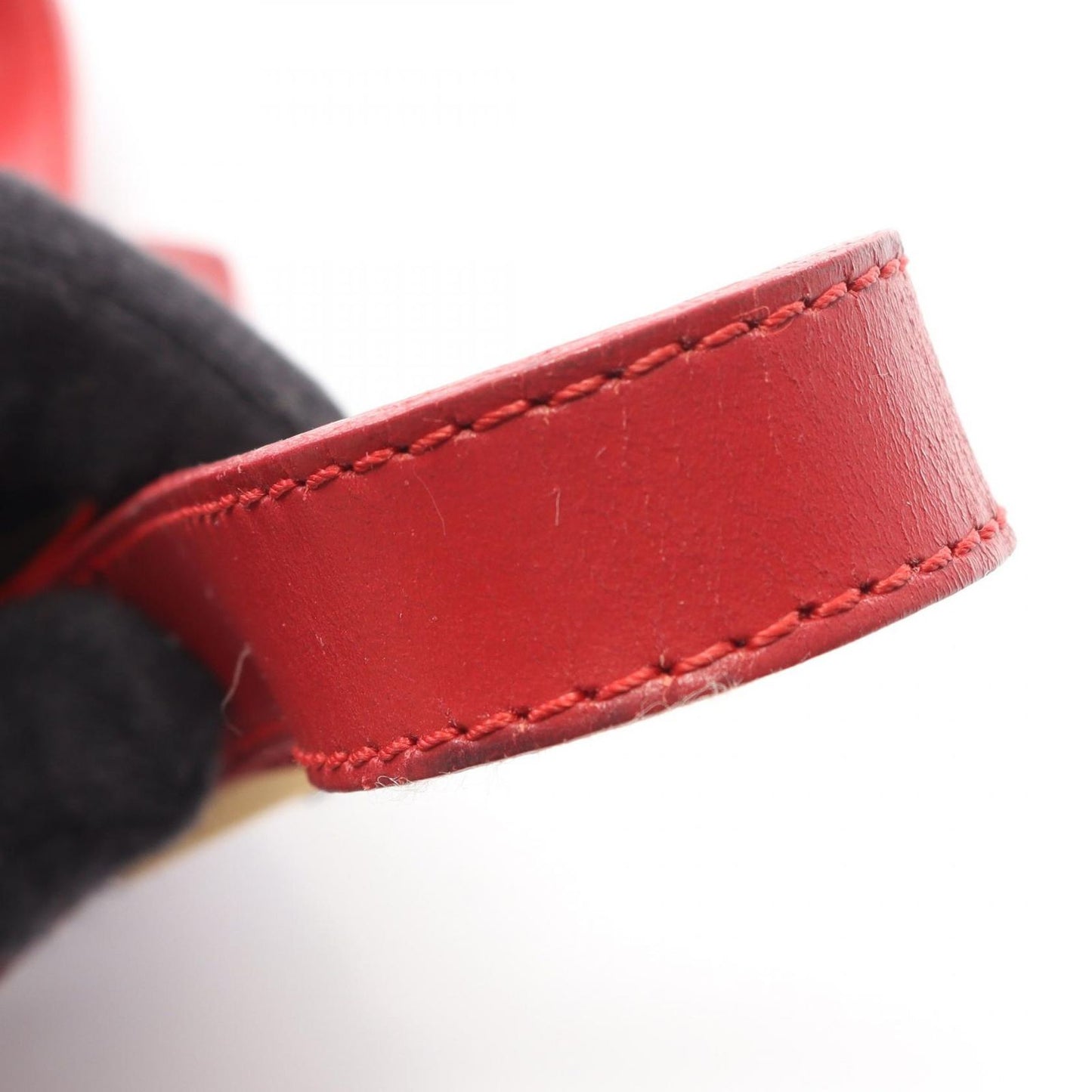 Louis Vuitton Shoulder Bag Mandala PM Red Leather — view 9
