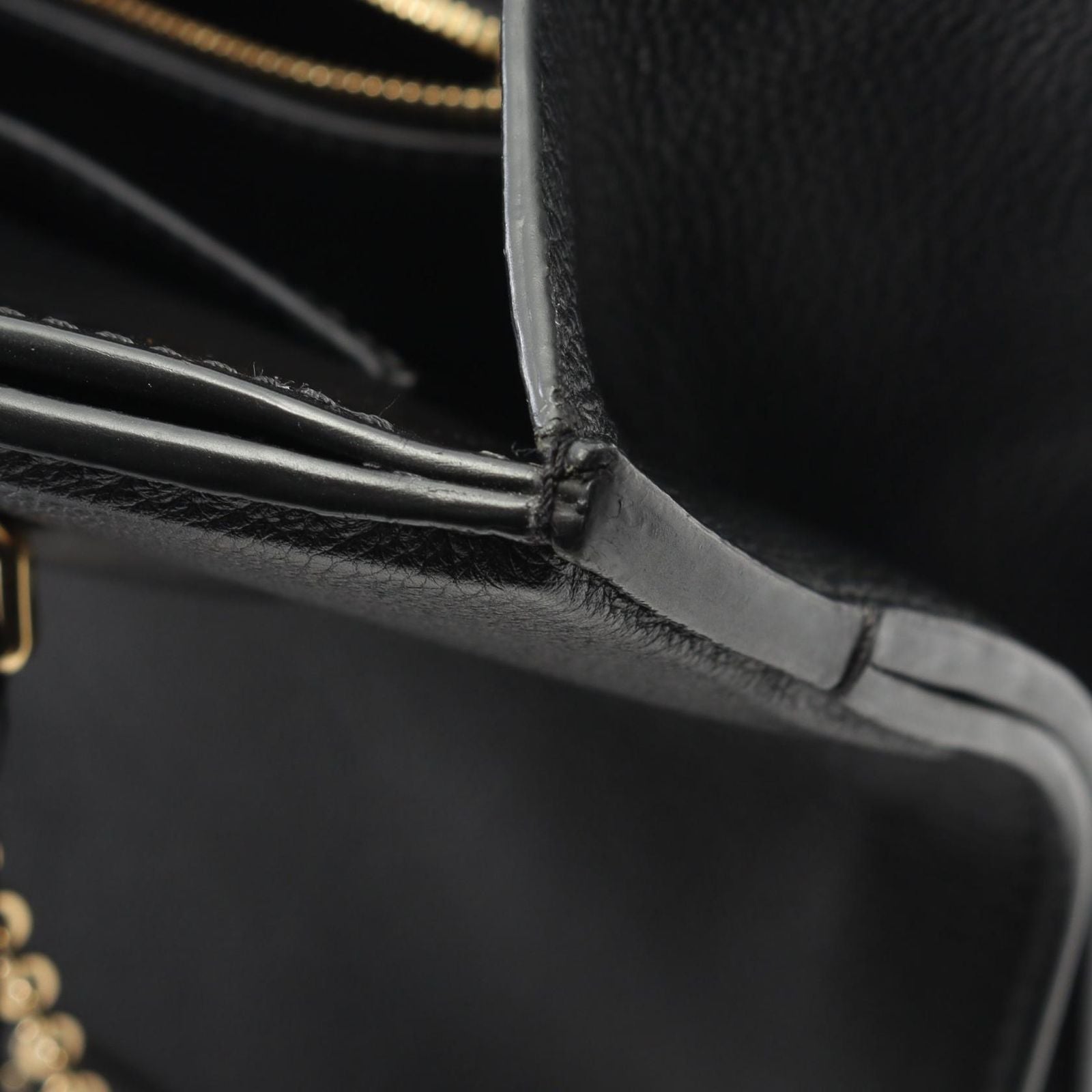 Louis Vuitton Handbag Roulis MM Noir Leather — view 7