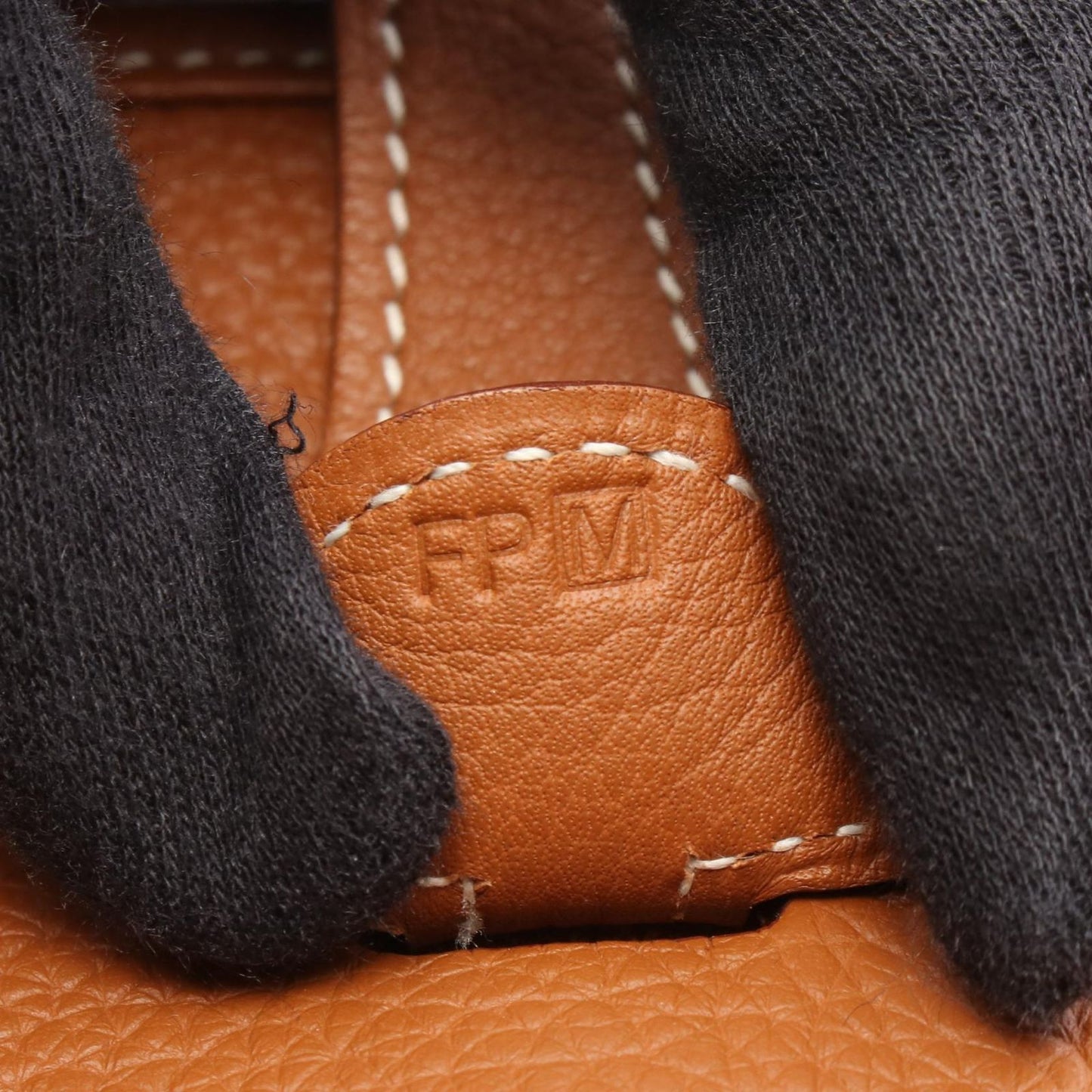 Hermes Shoulder Bag Evelyne 3 Trois PM Gold — view 5