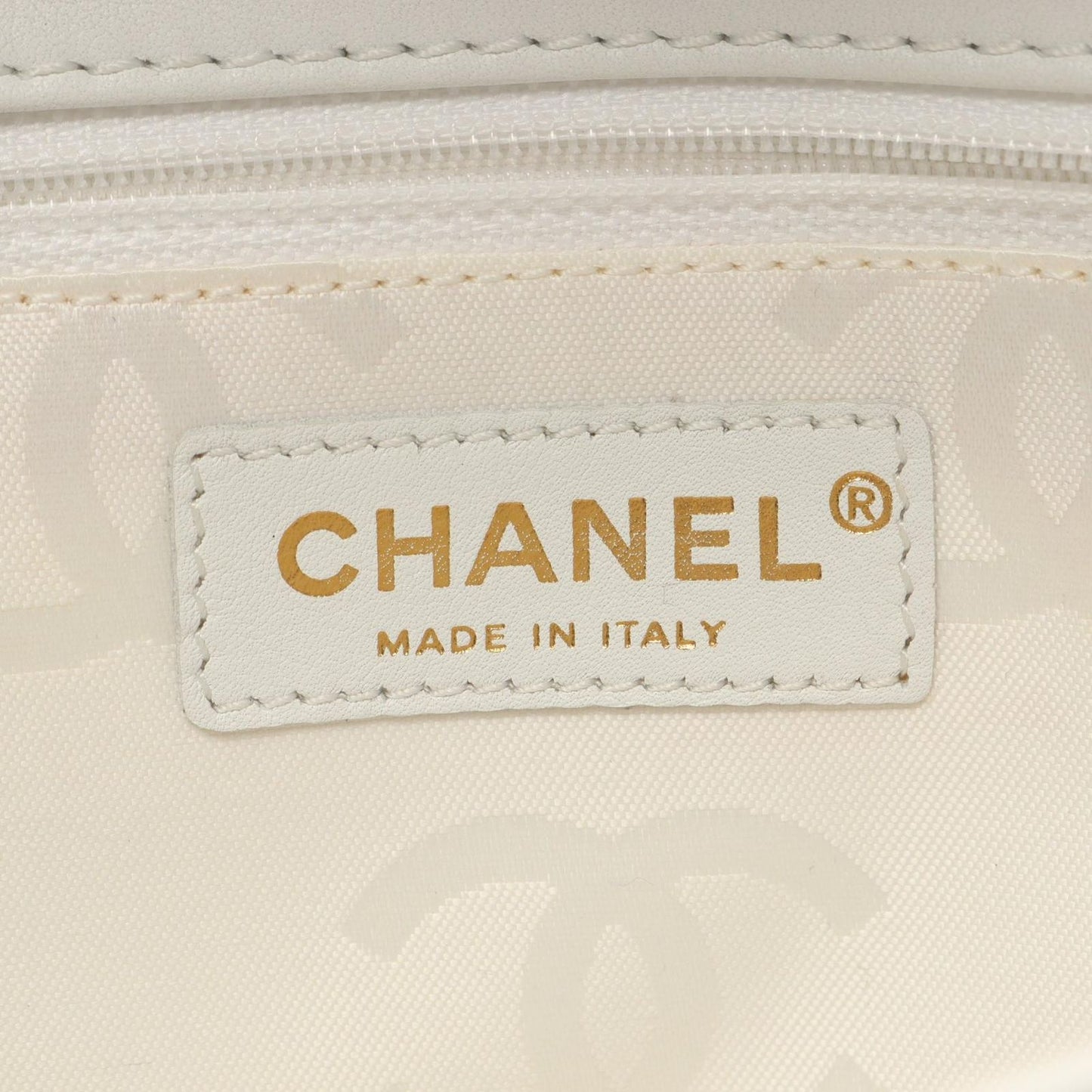 Chanel Handbag Wild Stitch White Leather — view 4
