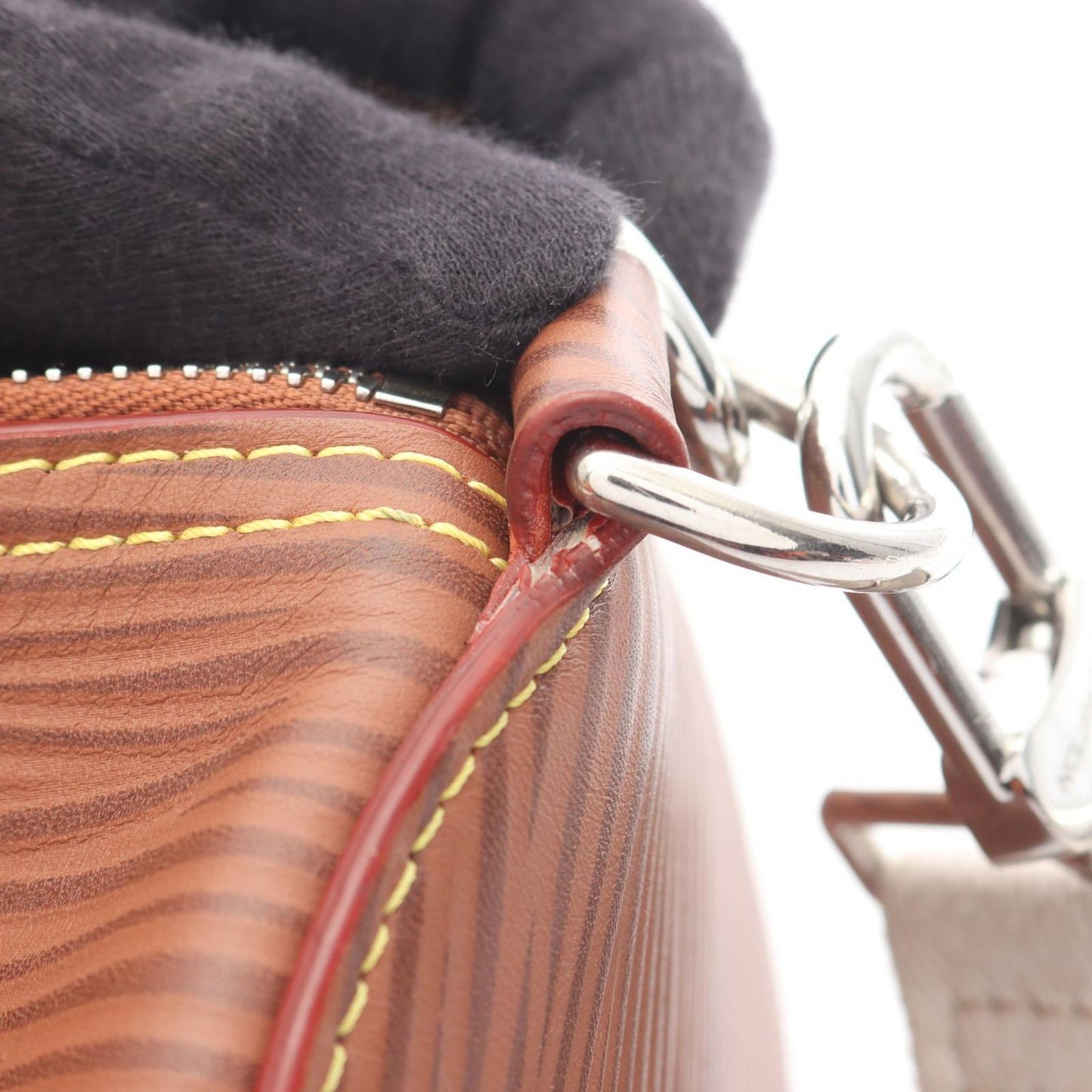 Louis Vuitton Handbag Soft Polochon Epi XL Leather — view 7