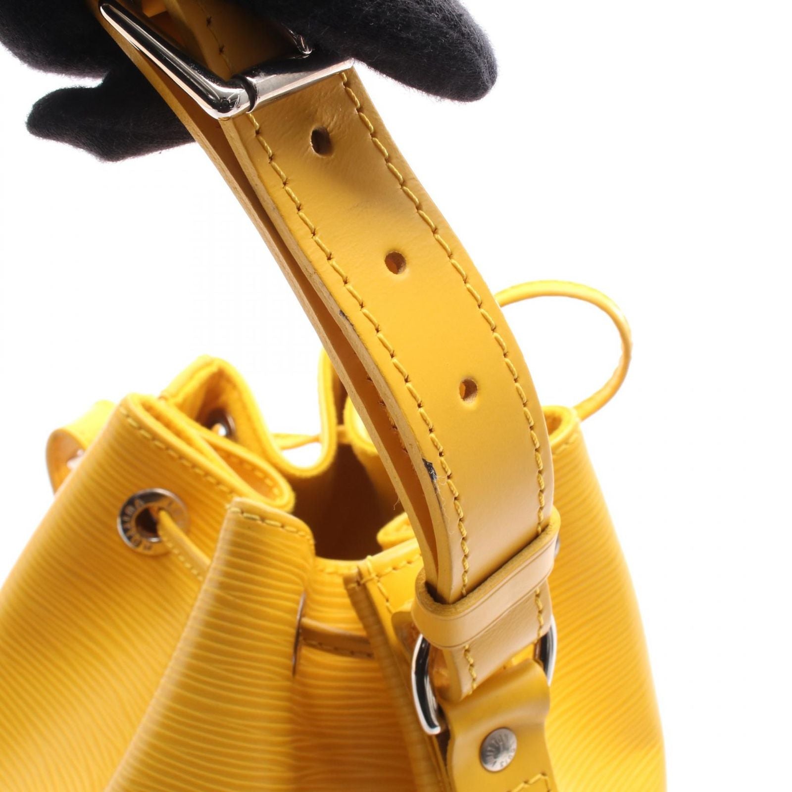 Louis Vuitton Shoulder Bag Noe BB Mimosa Leather — view 9