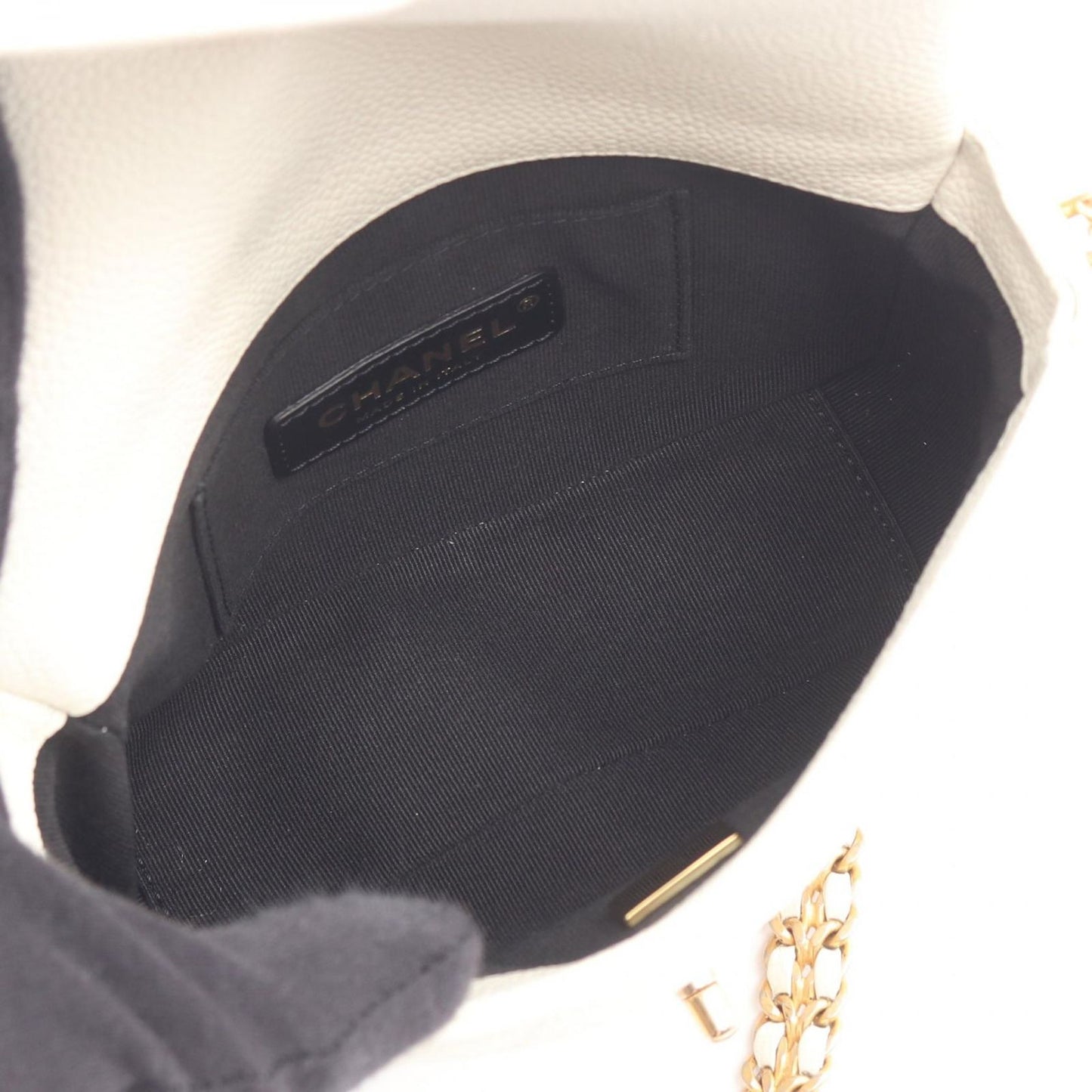 Chanel Shoulder Bag Quilted White Leather Small Flap Chain — view 3