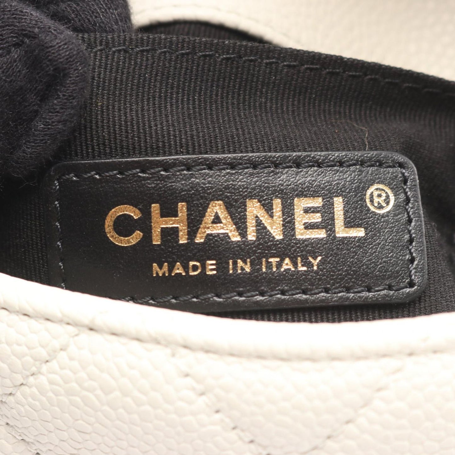 Chanel Shoulder Bag Quilted White Leather Small Flap Chain — view 4