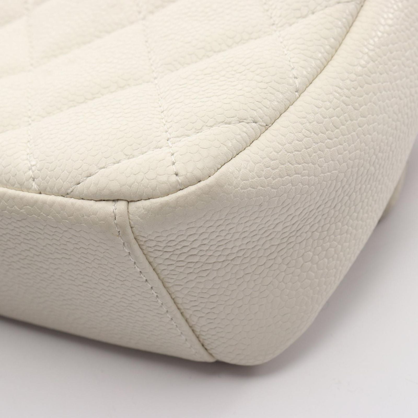 Chanel Shoulder Bag Quilted White Leather Small Flap Chain — view 7