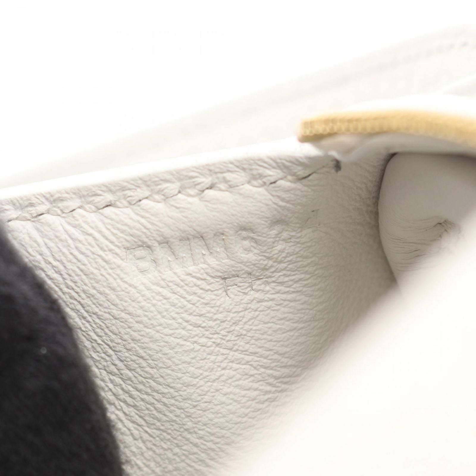 Hermes Shoulder Bag Lindy Mini New White Leather — view 5