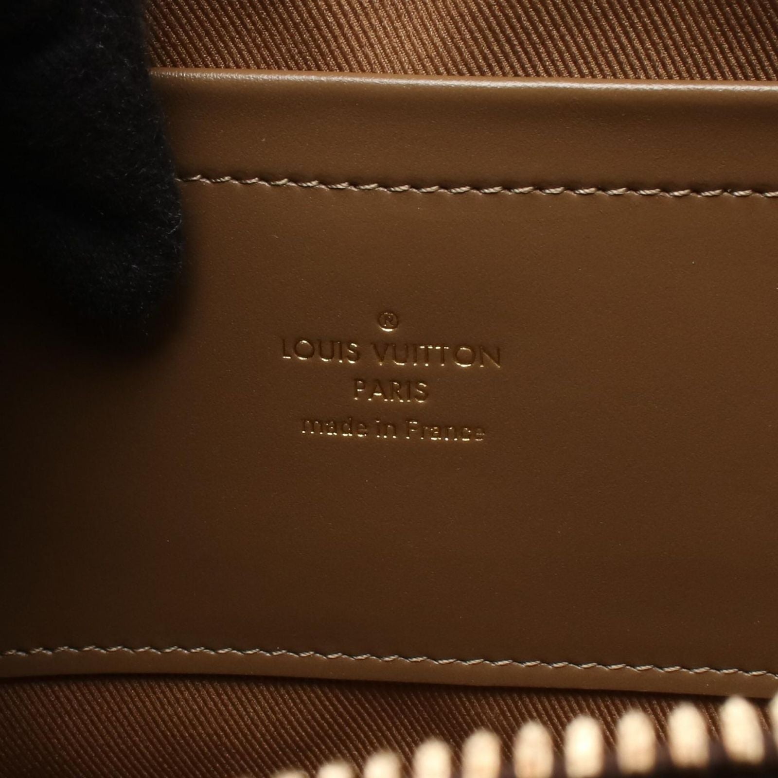 Louis Vuitton Handbag Utility Crossbody Canvas Leather — view 4