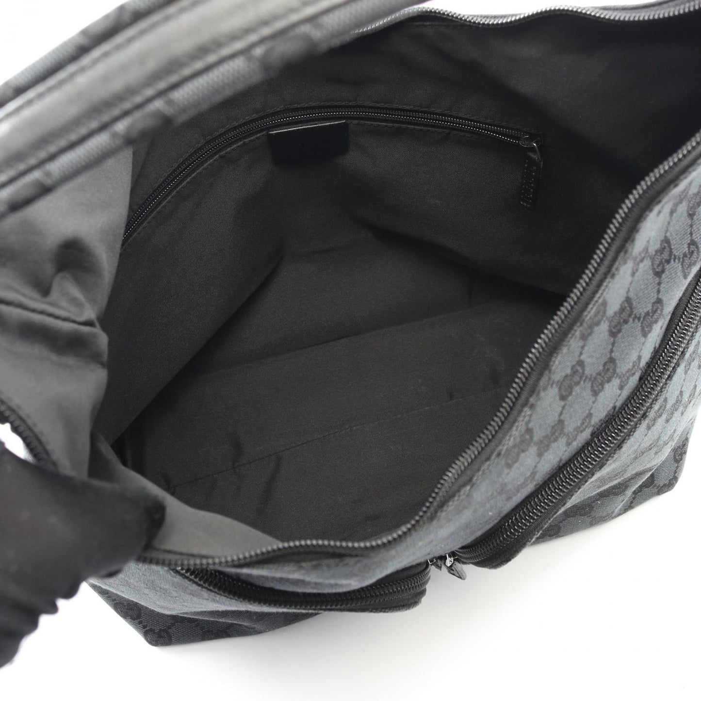 Gucci Shoulder Bag GG Pattern 001 Black Canvas Leather — view 3
