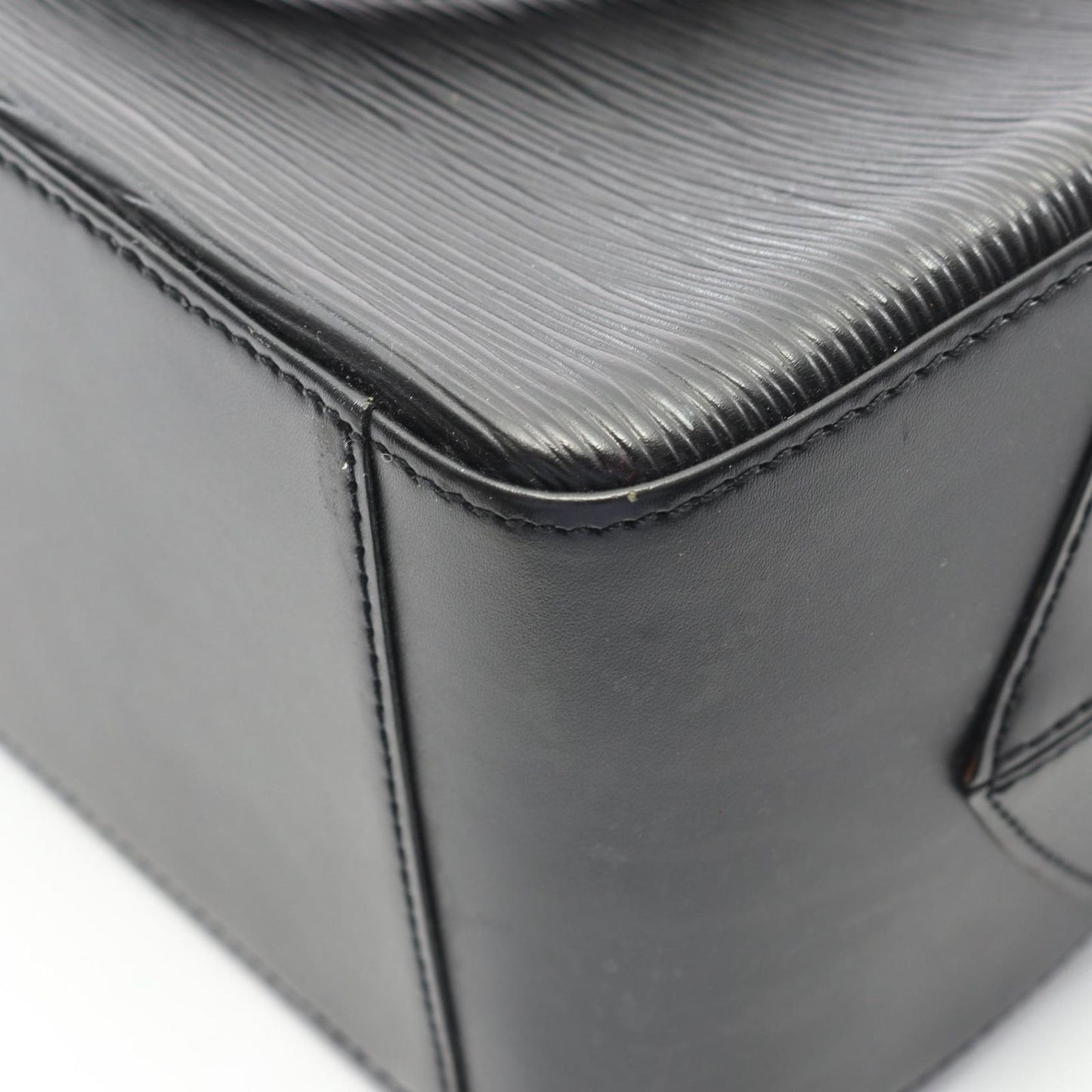 Louis Vuitton Handbag Blanc Noir Leather — view 6