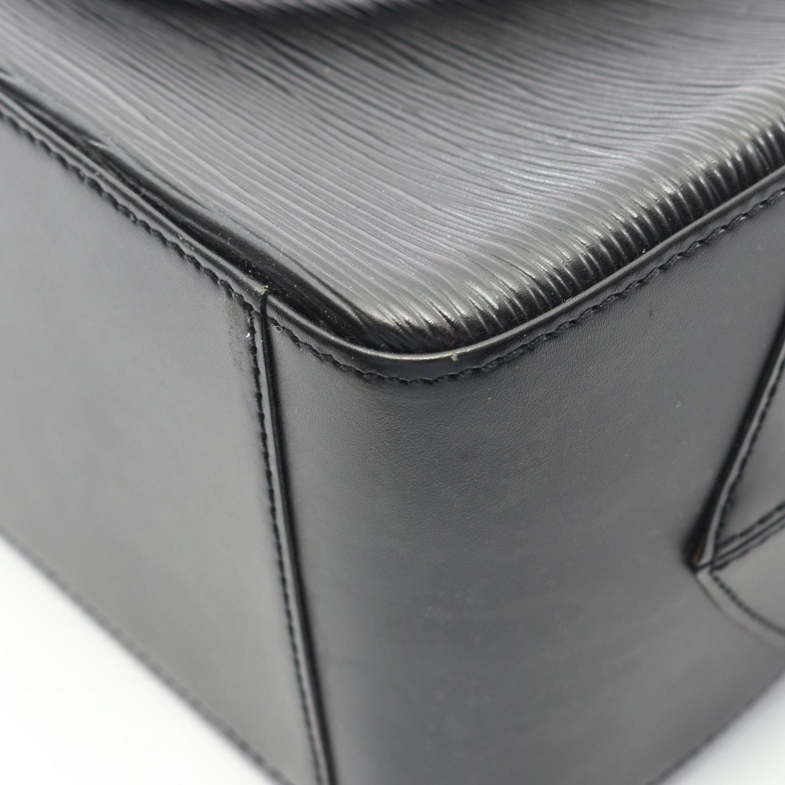 Louis Vuitton Handbag Blanc Noir Leather — view 6