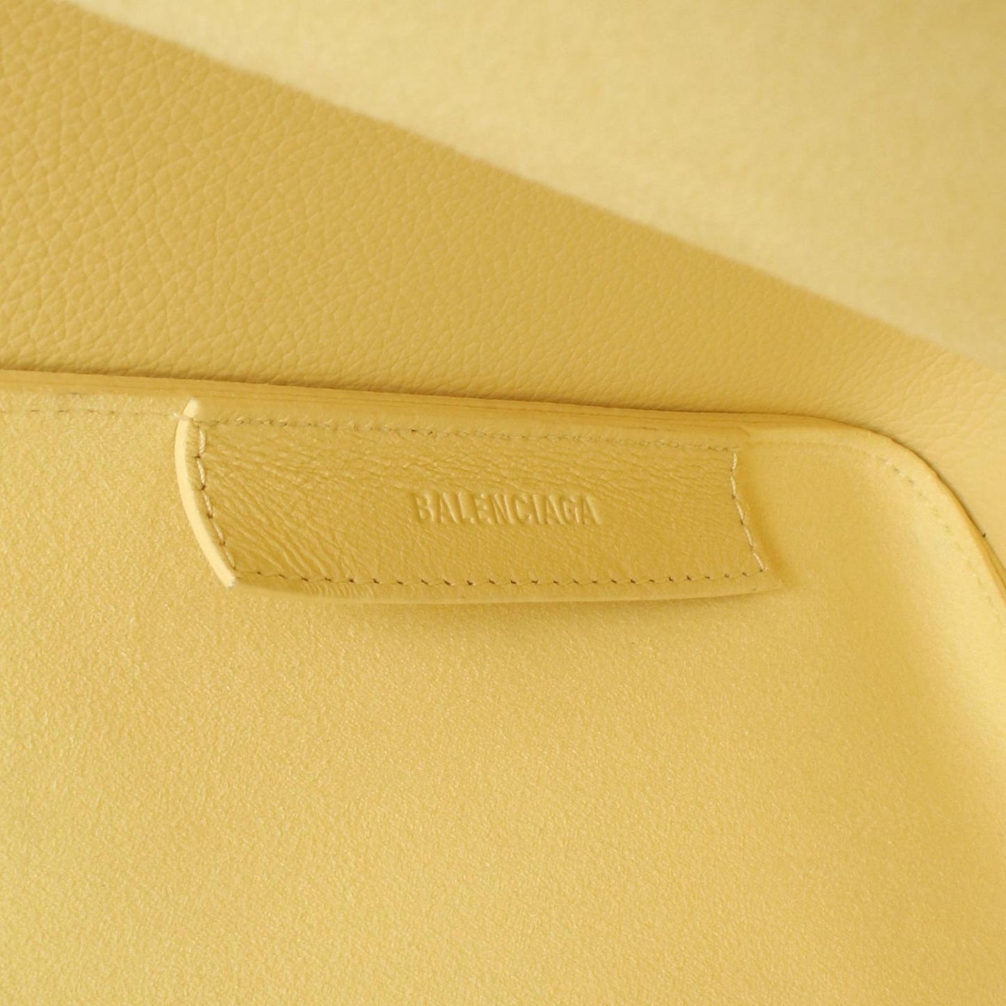 Balenciaga Tote Tour Small North South Pastel Yellow Leather Shoulder Bag — view 4