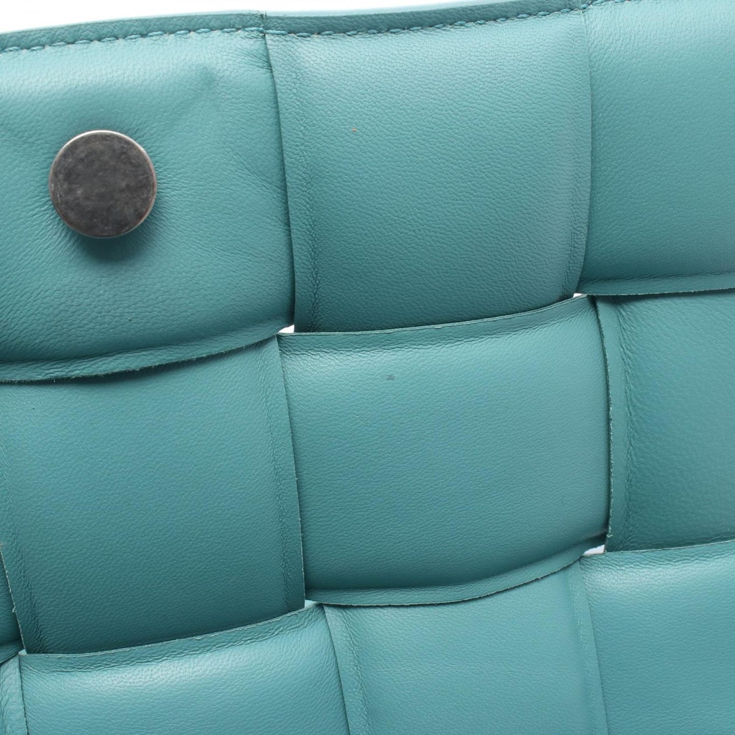 Bottega Veneta Shoulder Bag Padded Cassette Intrecciato Light Blue Leather Maxi — view 5