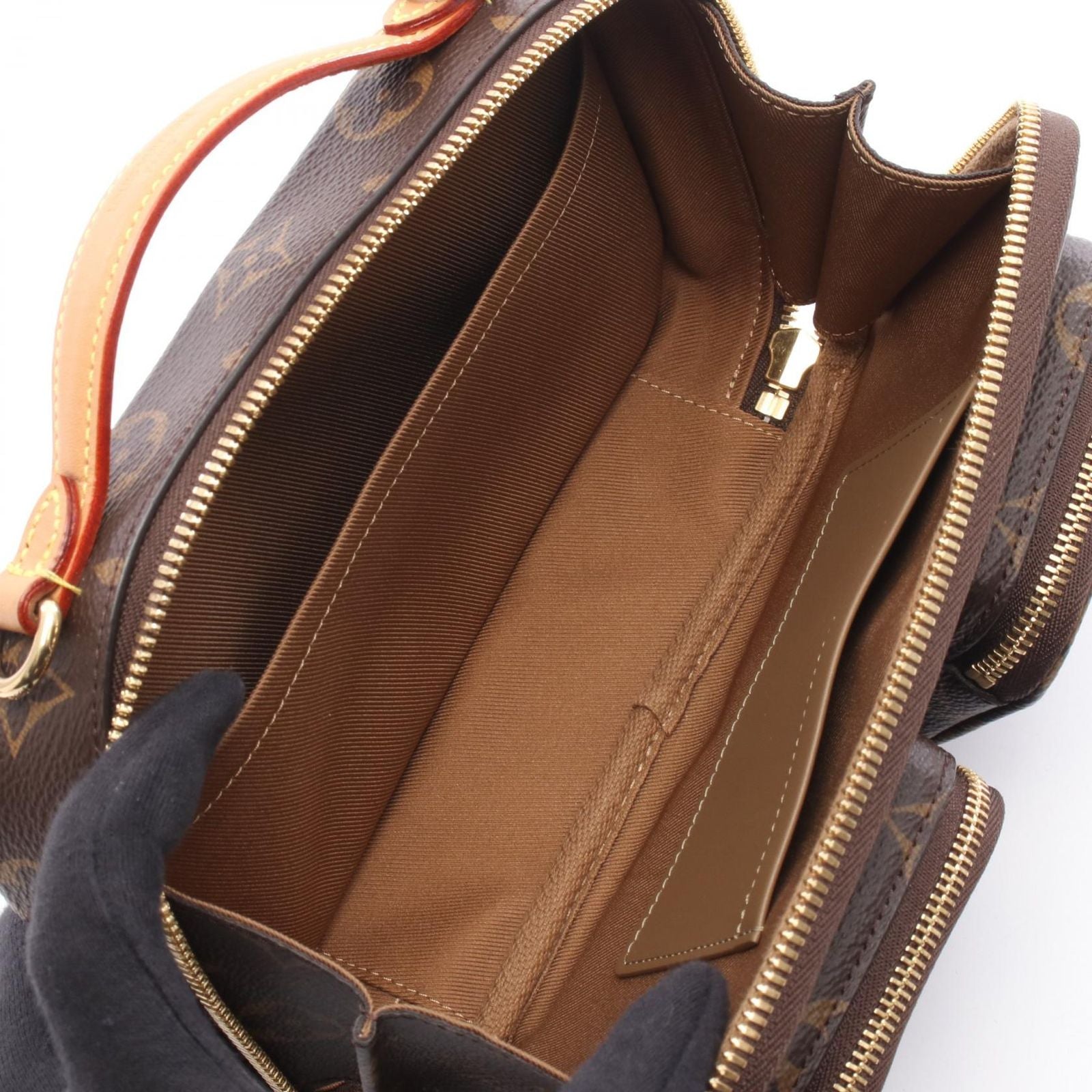 Louis Vuitton Handbag Utility Crossbody Canvas Leather — view 3
