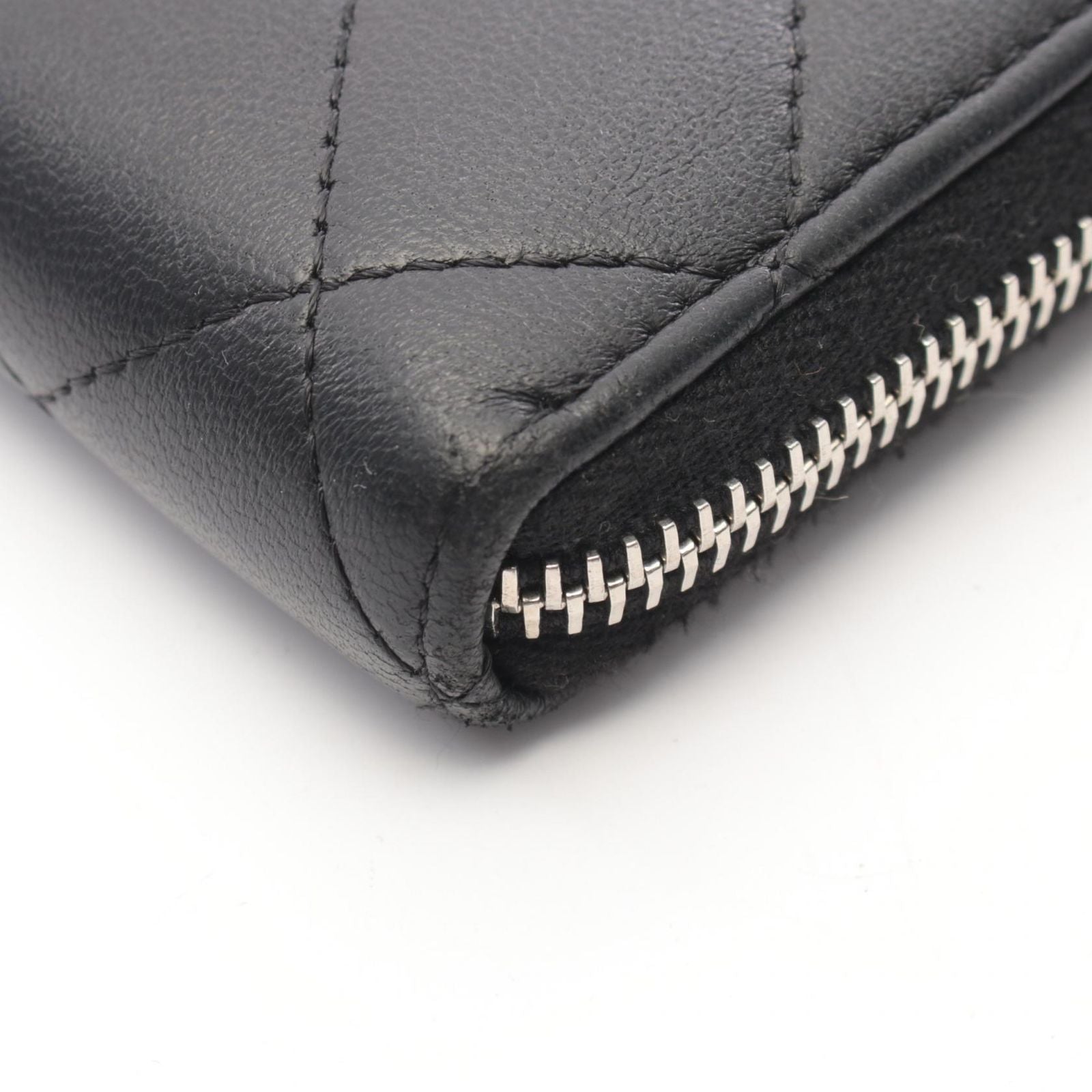Chanel Round Wallet Quilted Black Lambskin — view 7