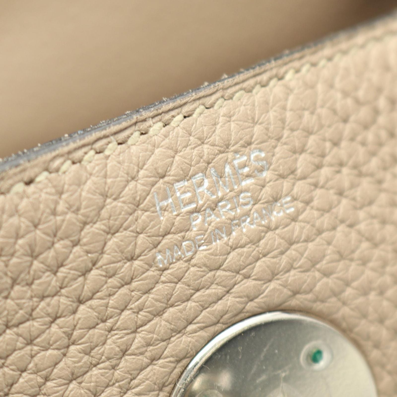 Hermes Shoulder Bag Lindy 26 Tourtier Gray Leather — view 4