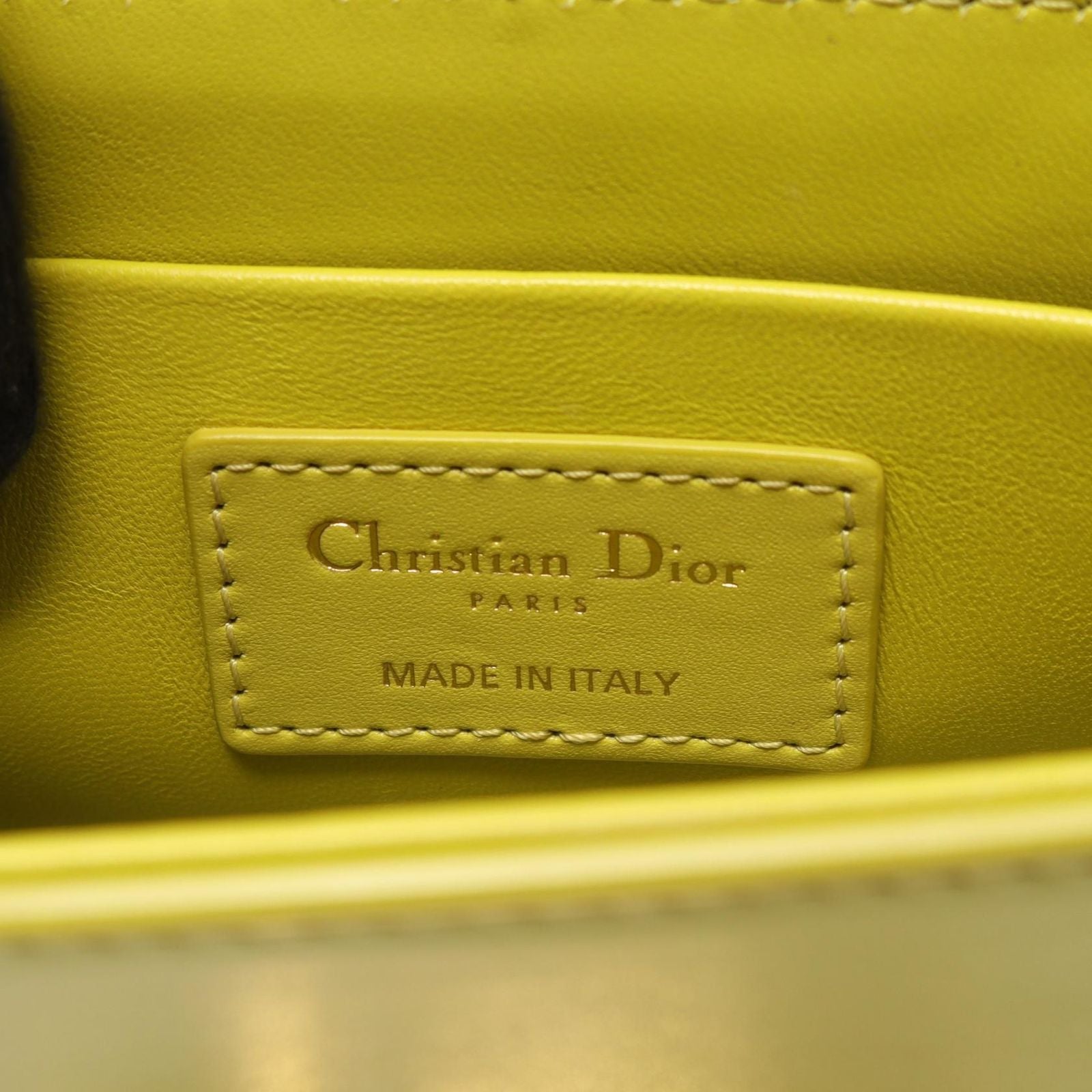 Dior Shoulder Bag 30 Montaigne Yellow Green Leather 30 — view 4