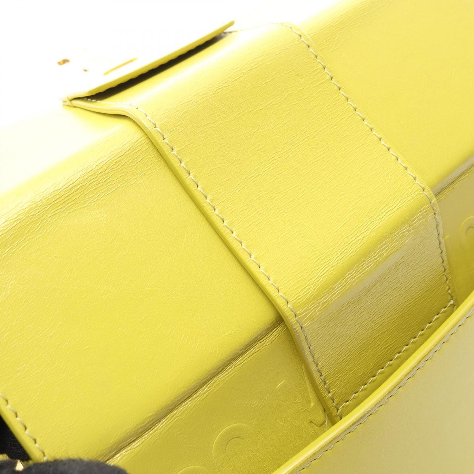 Dior Shoulder Bag 30 Montaigne Yellow Green Leather 30 — view 8