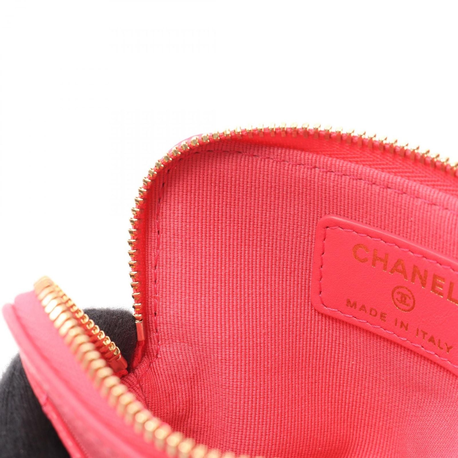 Chanel Coin Case Quilted Shocking Pink Leather — view 6