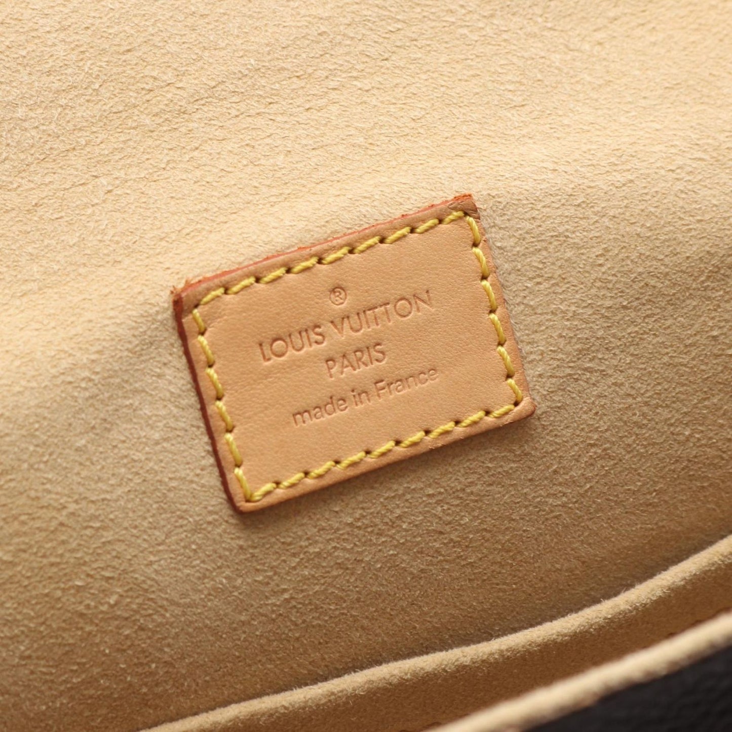 Louis Vuitton Shoulder Bag Hudson PM Canvas Leather — view 4