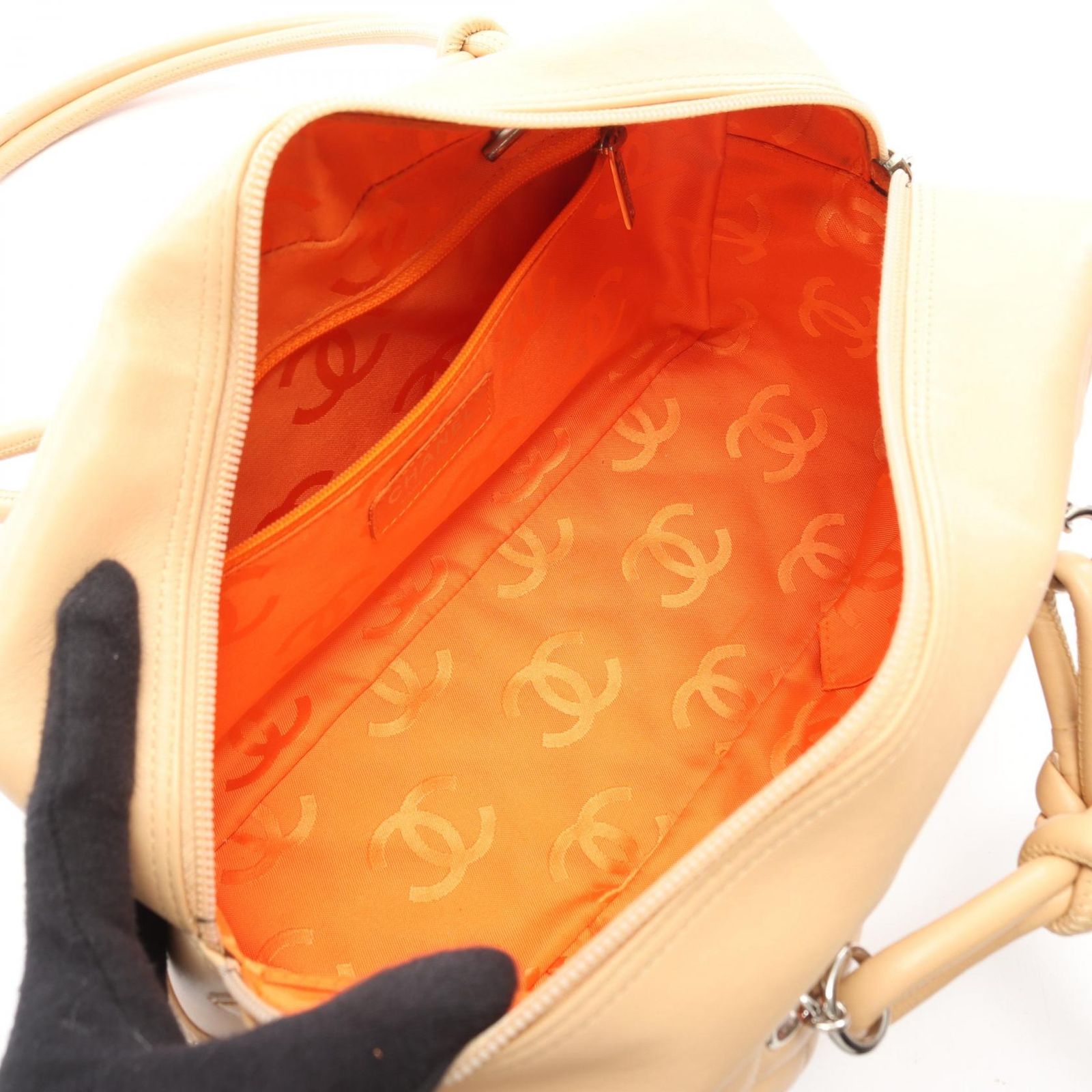 Chanel Shoulder Bag Cambon Line Beige Leather Patent — view 3