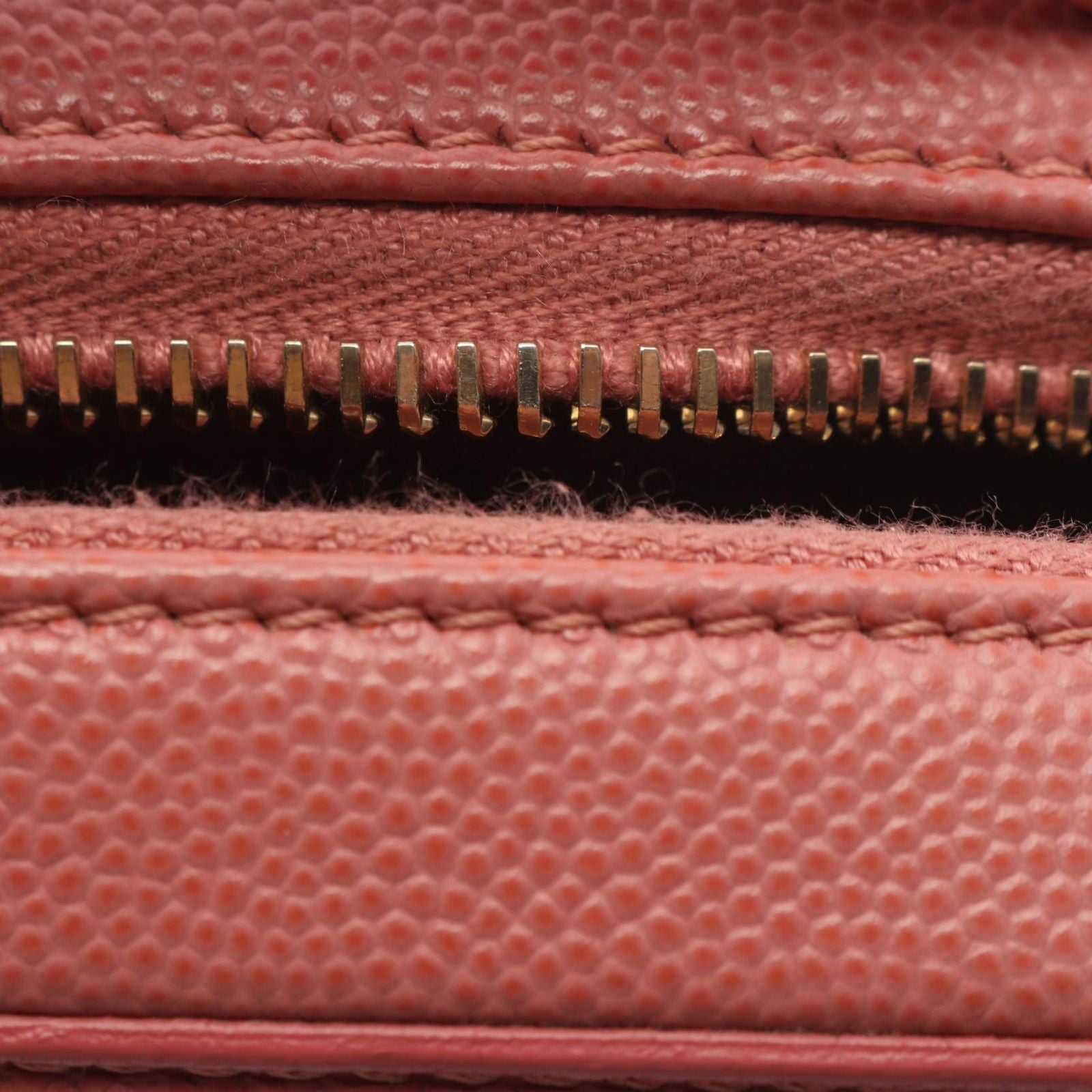 Chanel Shoulder Bag CC Filigree Coral Pink Leather CC Quilted Vanity 2-Way Chain — view 9