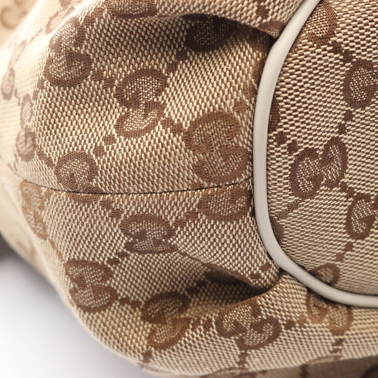 Gucci Shoulder Bag GG Canvas Beige White — view 5