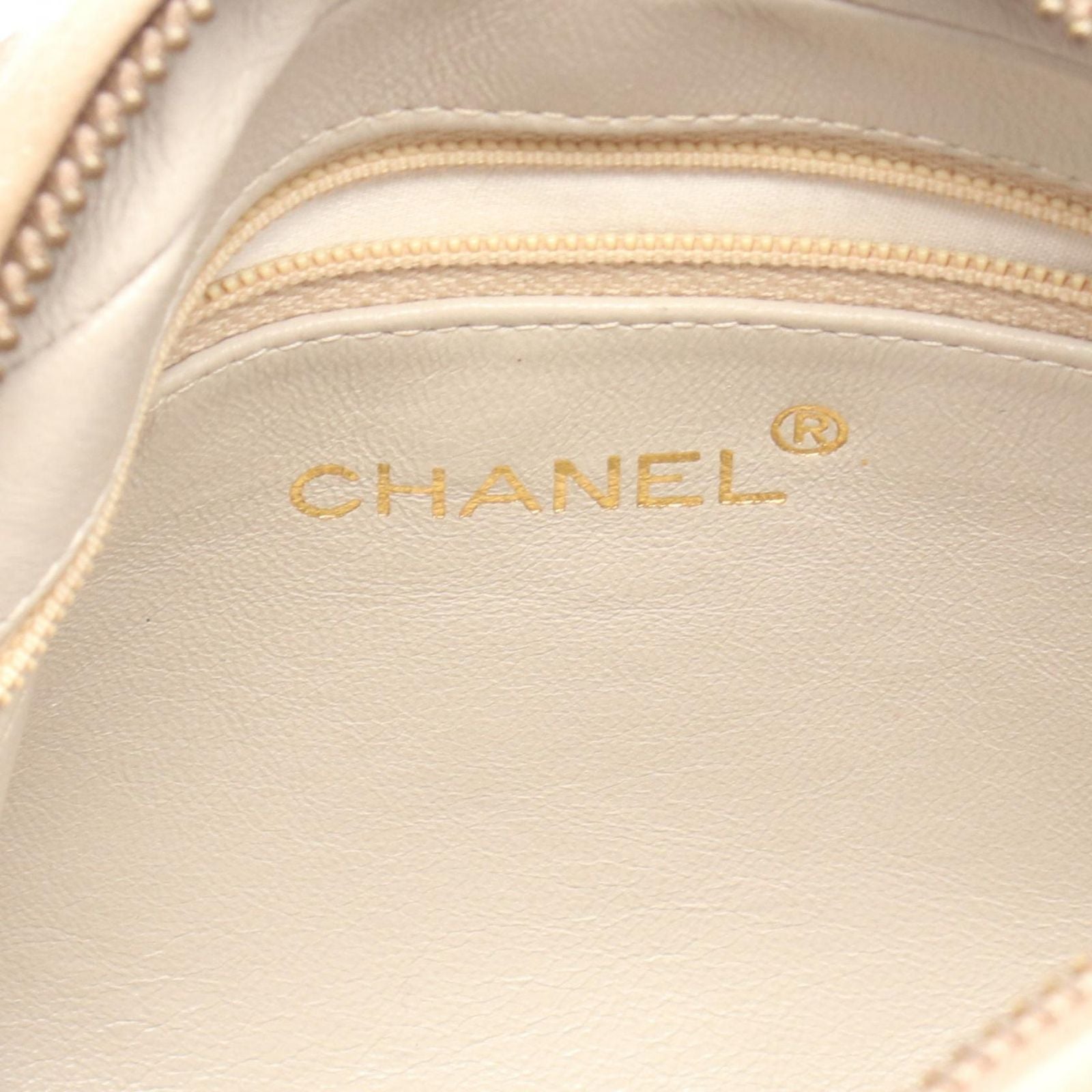 Chanel Shoulder Bag Beige Lambskin CC Logo Fringe Mini Chain — view 4