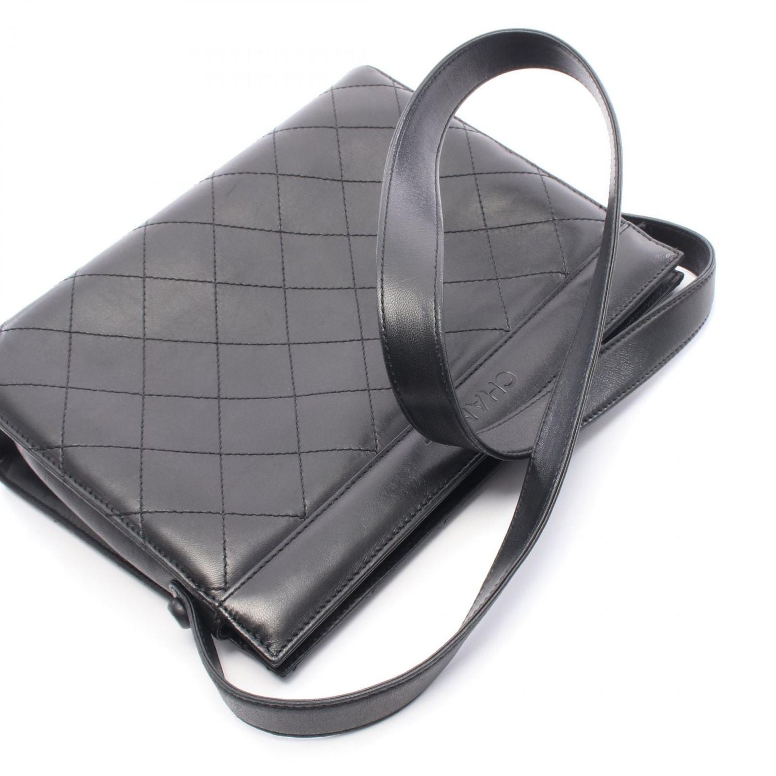 Chanel Shoulder Bag Quilted Black Leather — view 9