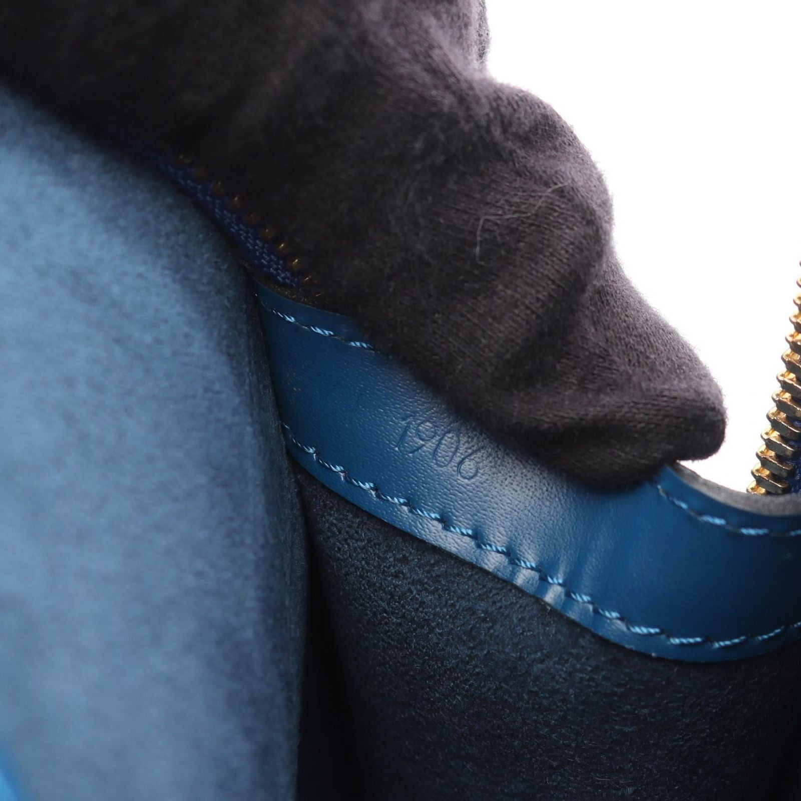 Louis Vuitton Tote Ryu Sac Toledo Blue Leather — view 5