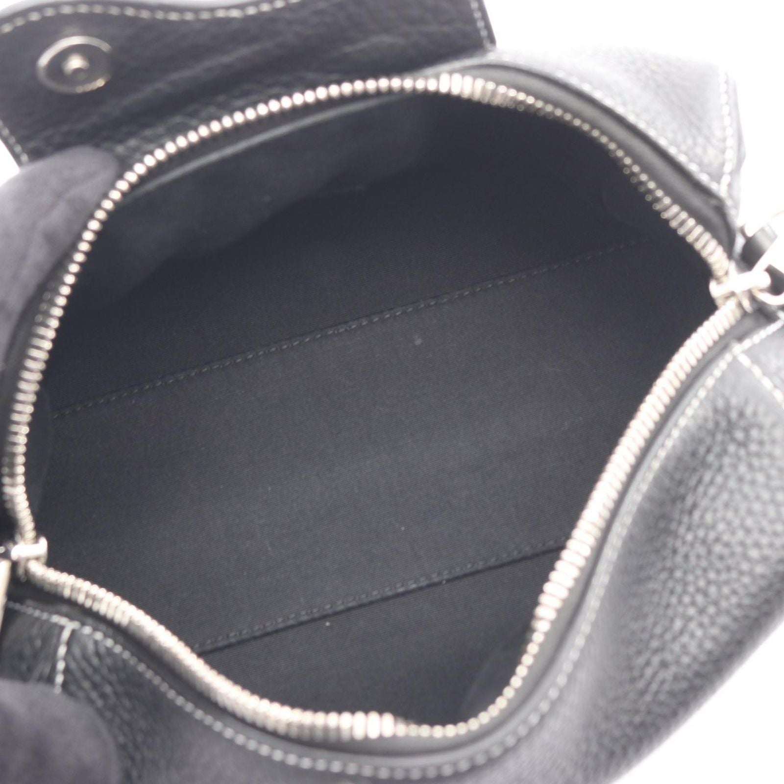 Dior Shoulder Bag Rango 22 Black Leather — view 3