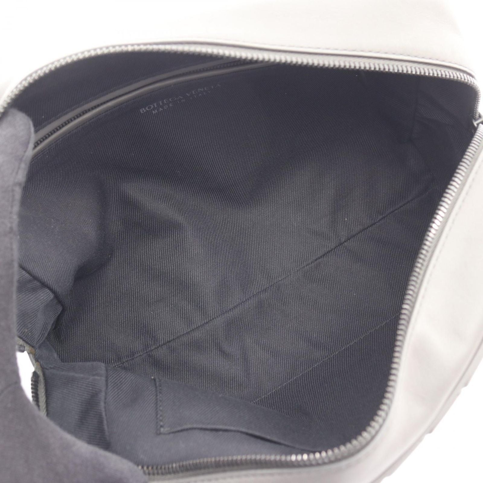 Bottega Veneta Clutch Intrecciato Gray Leather — view 3