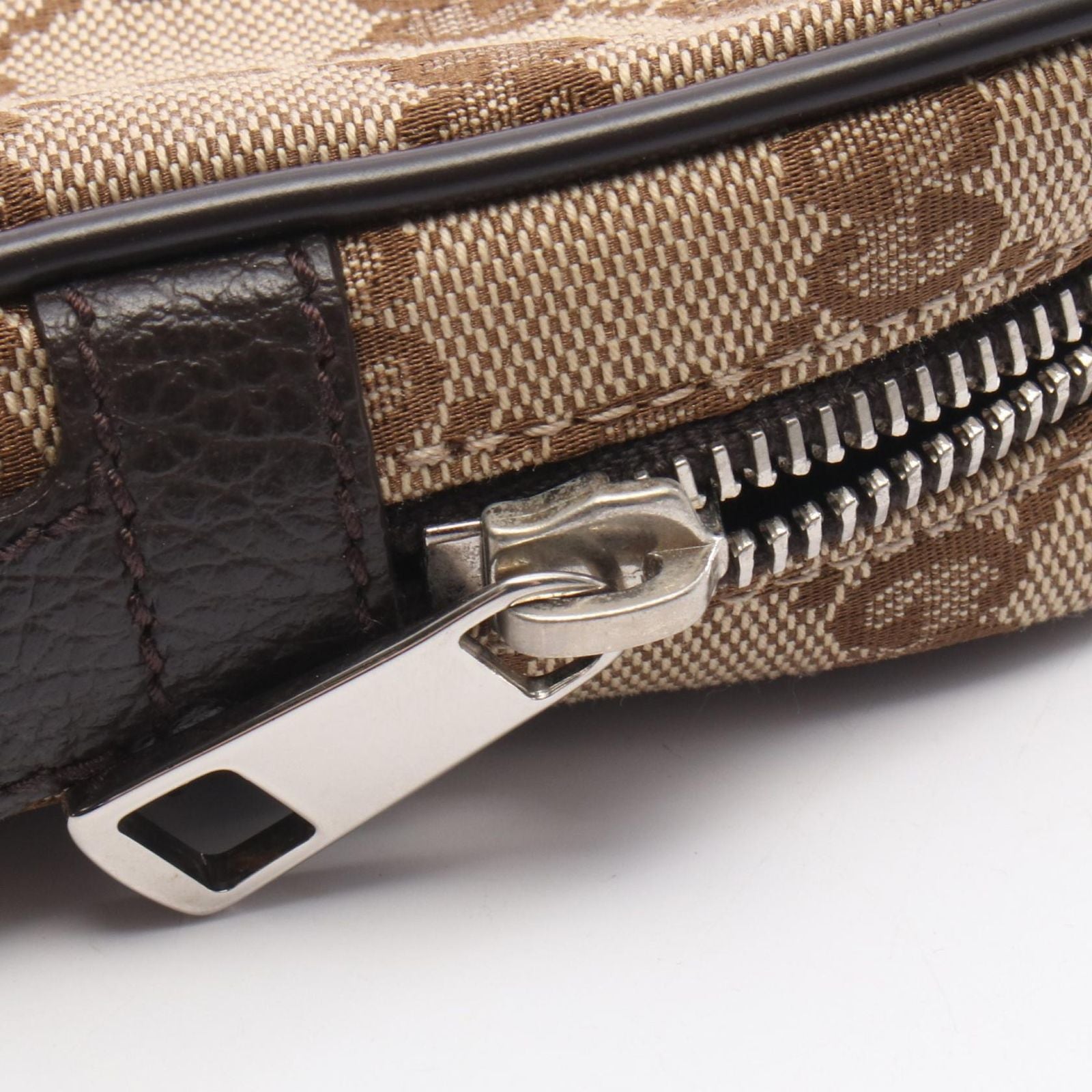 Gucci Waist Bag GG Canvas Beige Dark Brown — view 6