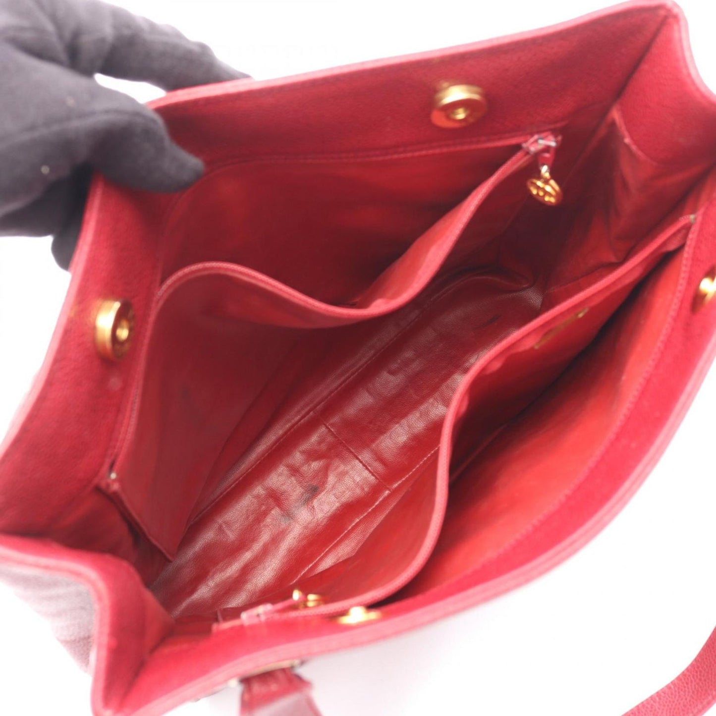 Chanel Tote CC Logo Red Caviar Leather CC Shoulder — view 3