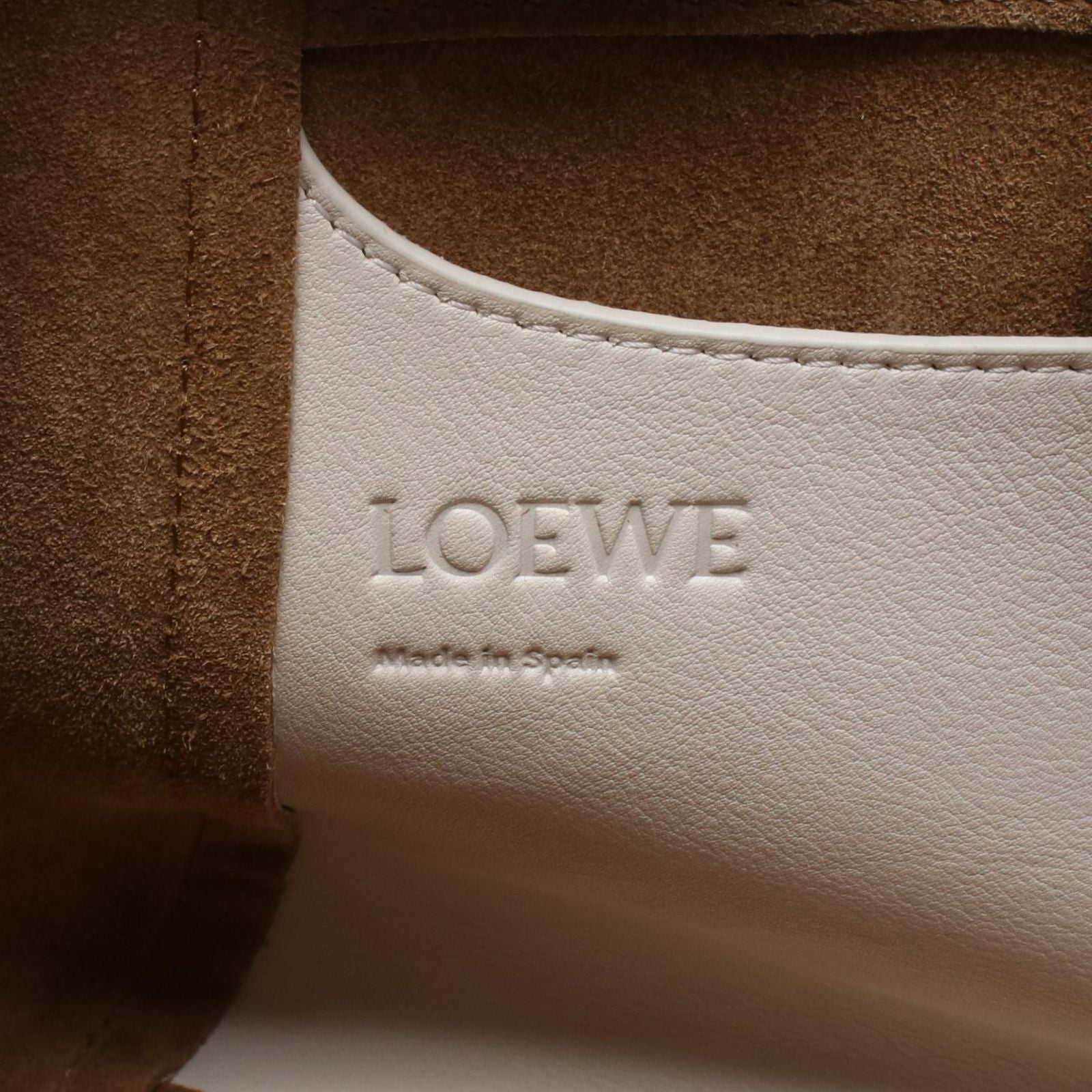 Loewe Handbag Hammock Nugget 2-Way Ivory Leather — view 4