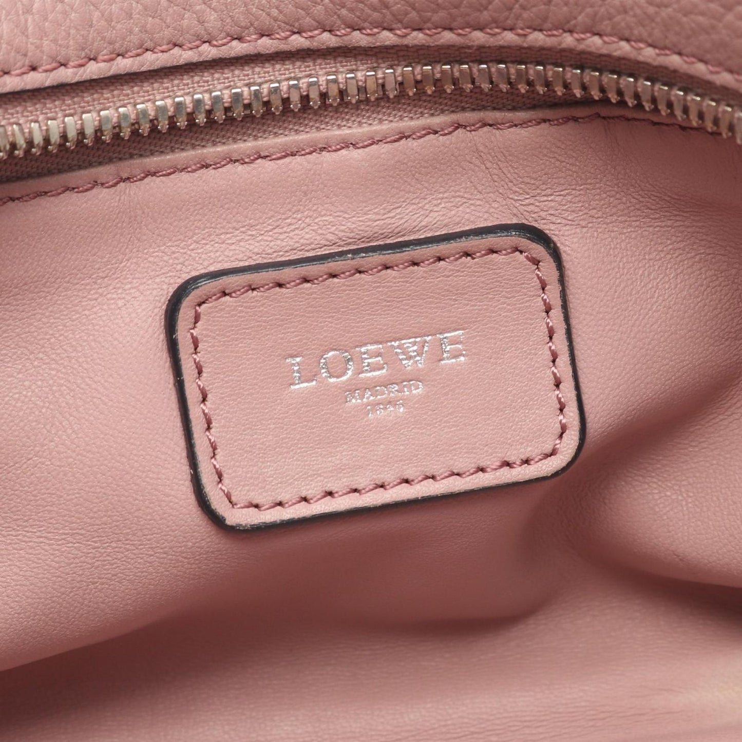 Loewe Handbag Amazona 28 Pink Beige Leather — view 4
